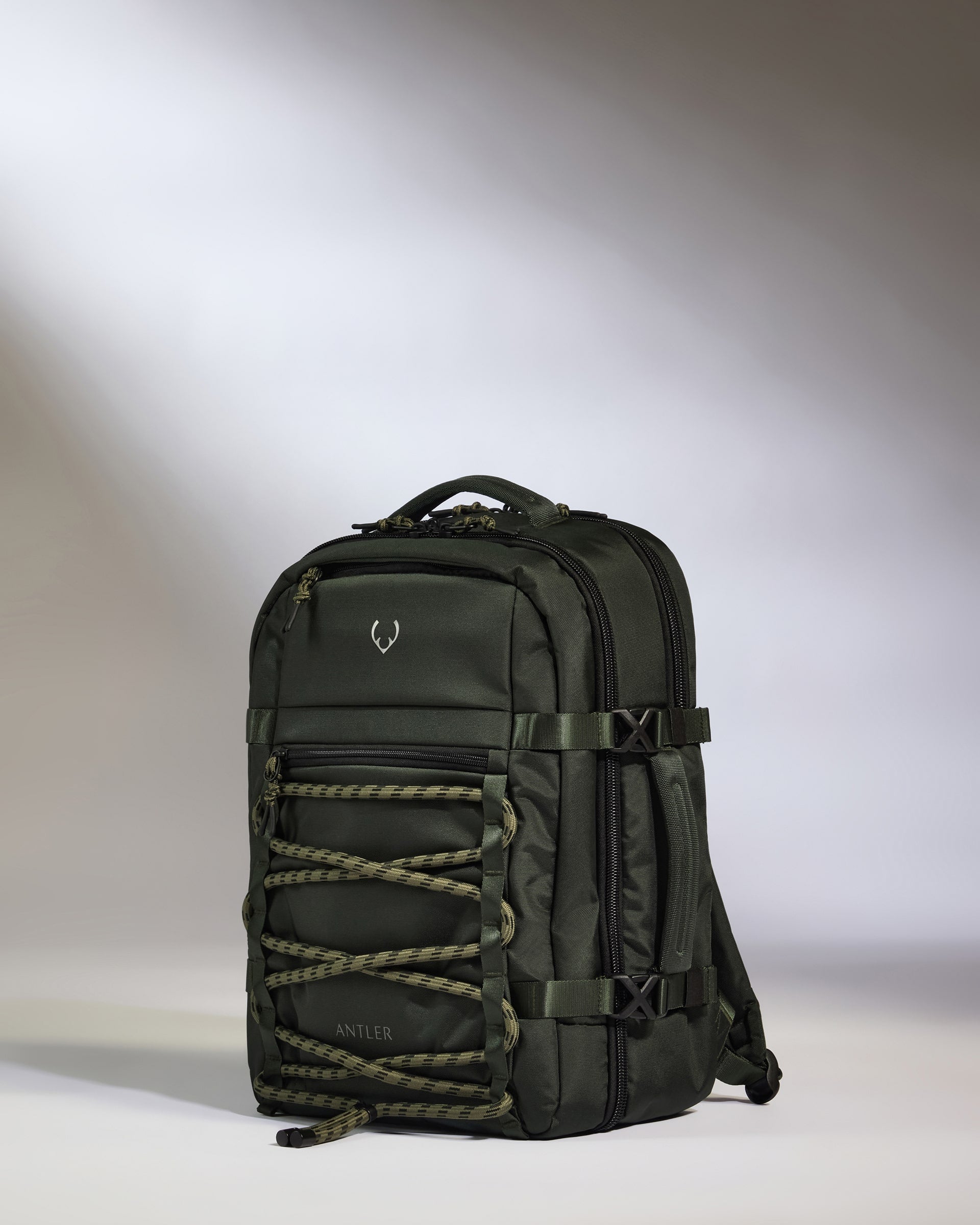【新品未使用】Donsje Backpack Stag リュック鹿 Discovery 60L Backpack in Green | Rucksacks & Travel Bags – Antler