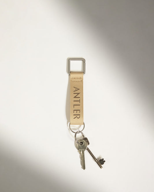 Icon Keyring in Sand