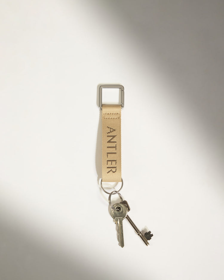 Icon Keyring in Sand