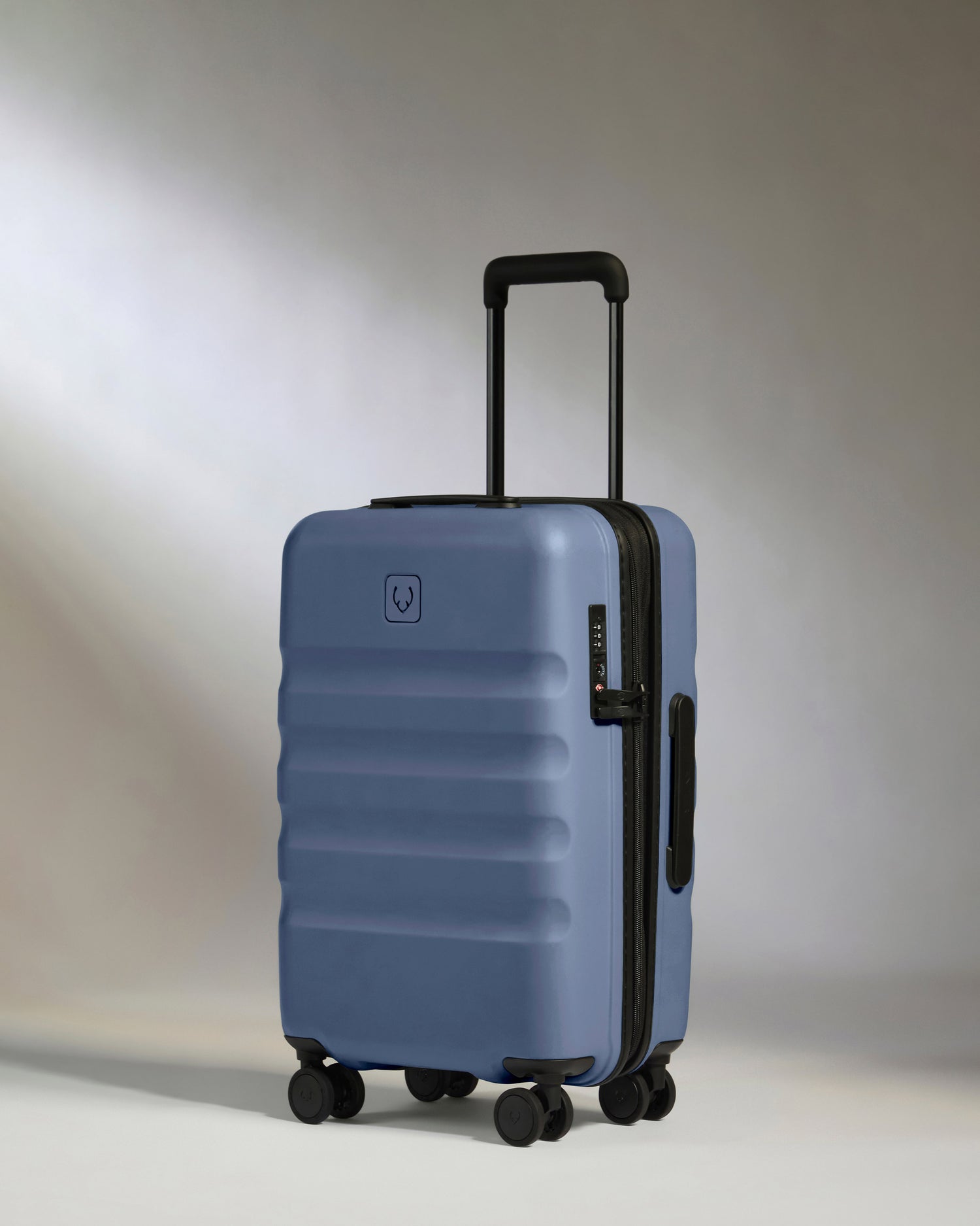 Expandable Cabin Suitcase in Ocean Blue - Icon Stripe