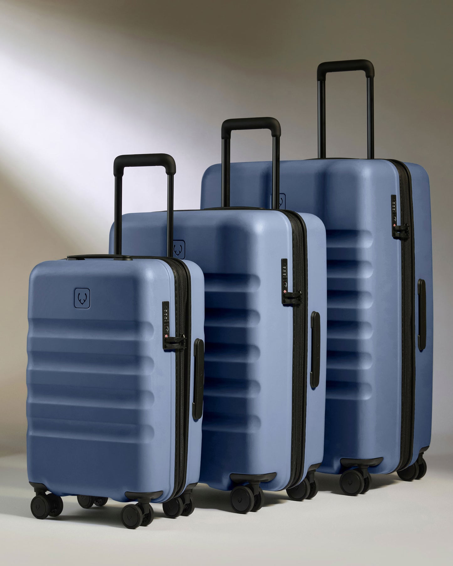 Expandable Cabin Suitcase Set in Ocean Blue - Icon Stripe