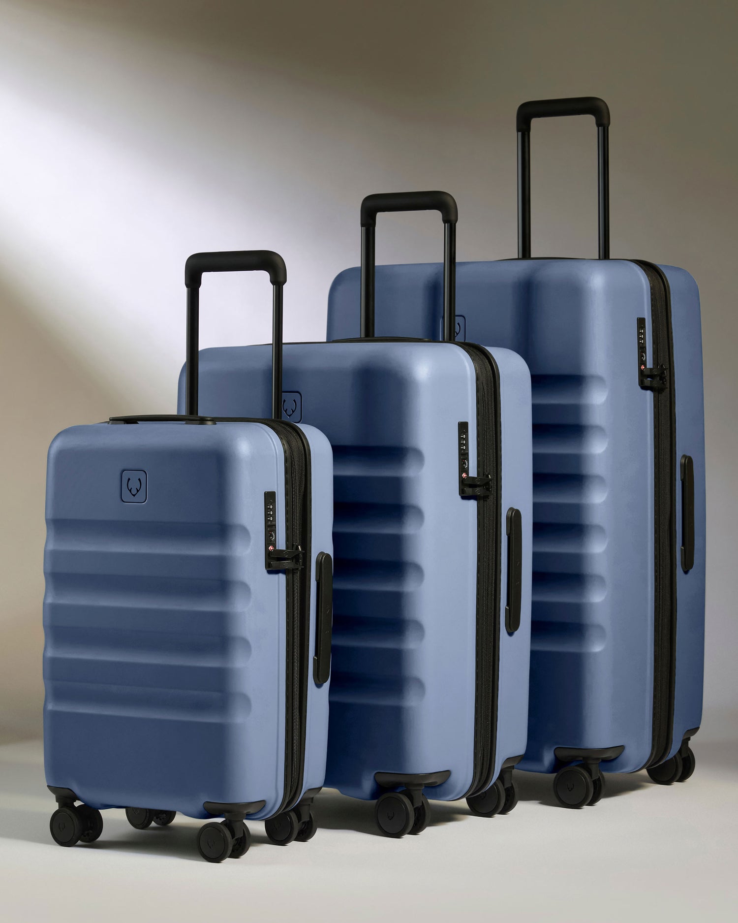 Expandable Cabin Suitcase Set in Ocean Blue - Icon Stripe