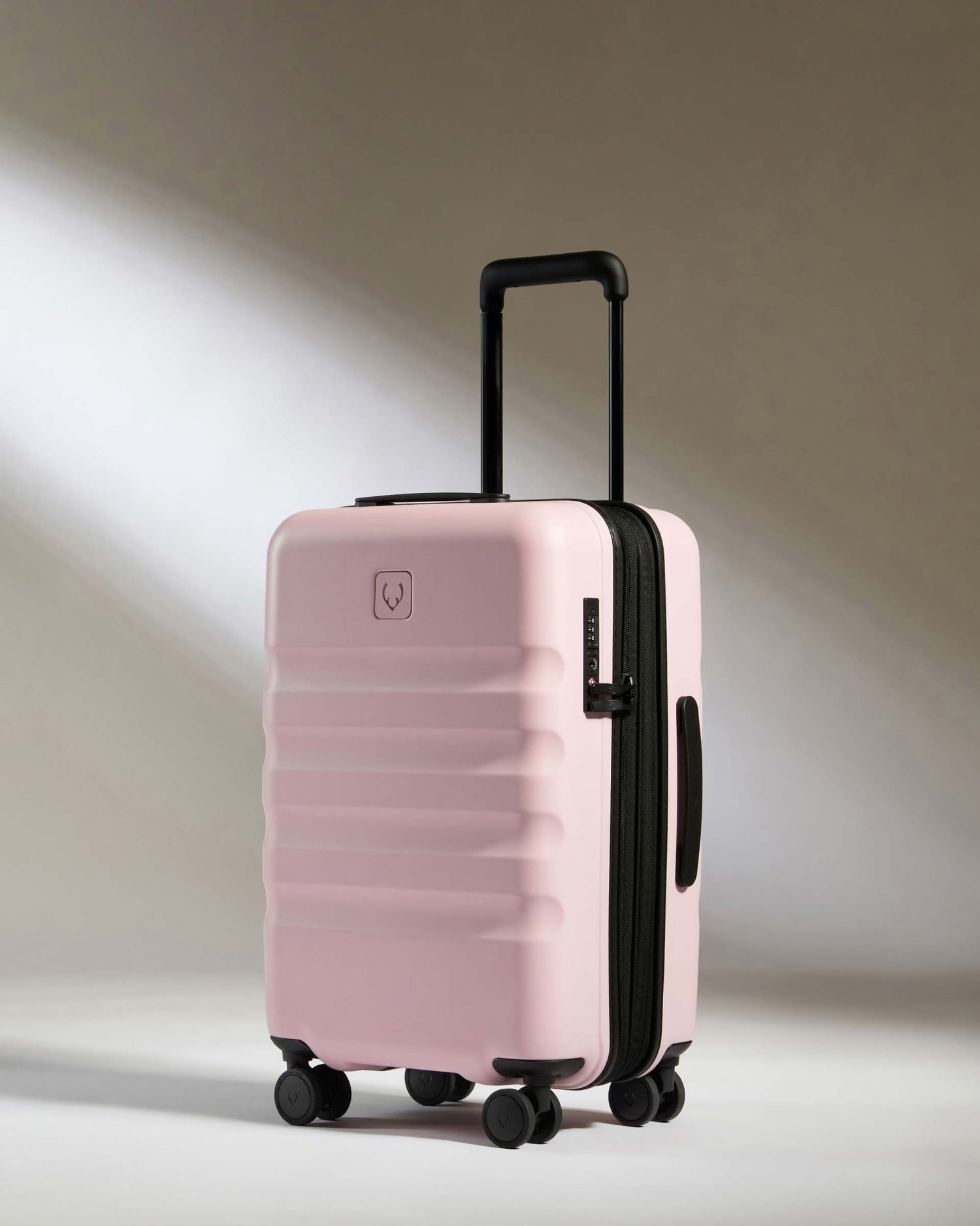 Expandable Cabin Suitcase in Moorland Pink - Icon Stripe