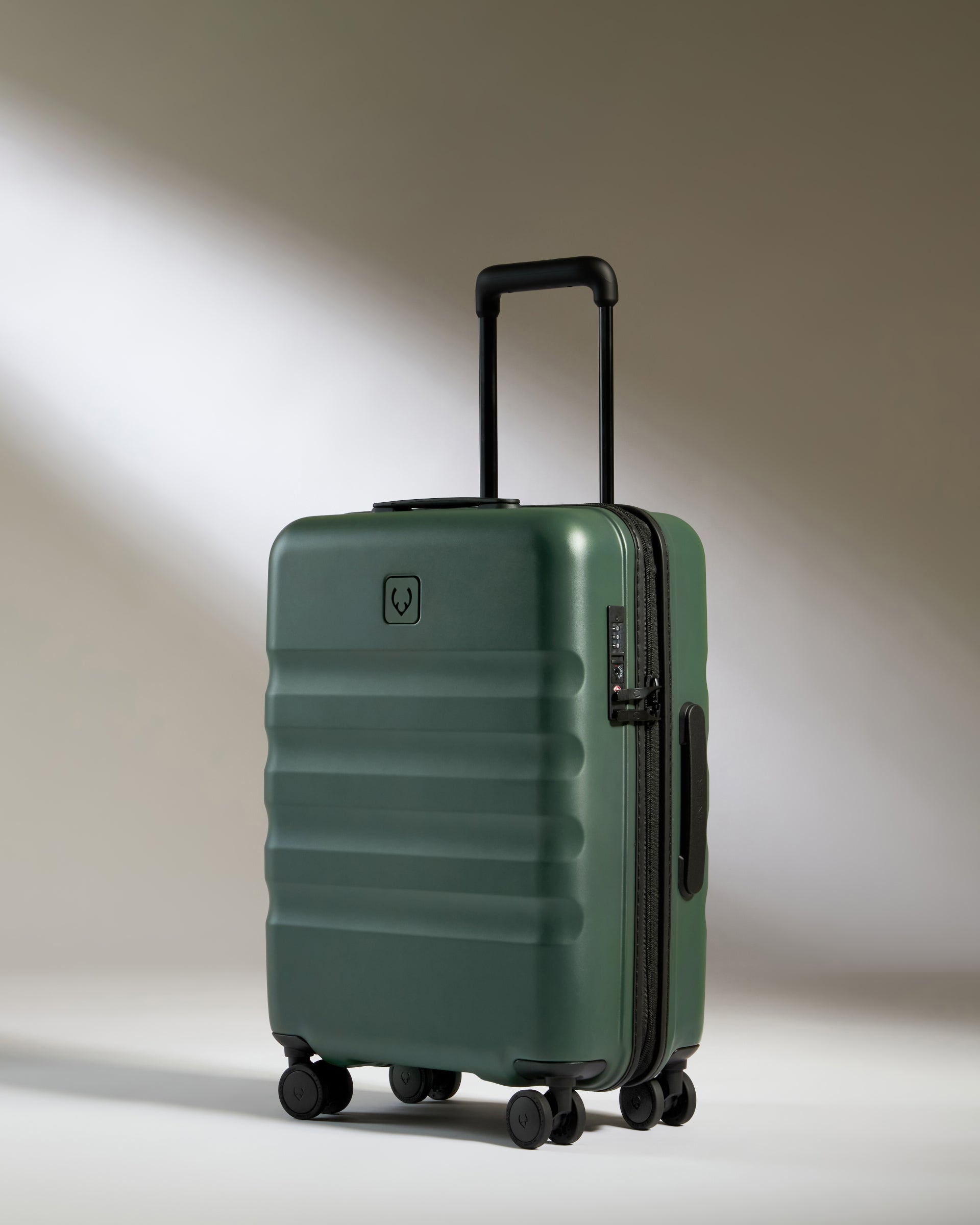 Shell cabin suitcase online