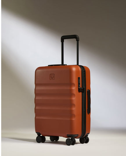 Cabin Suitcase in Maple Red - Icon Stripe