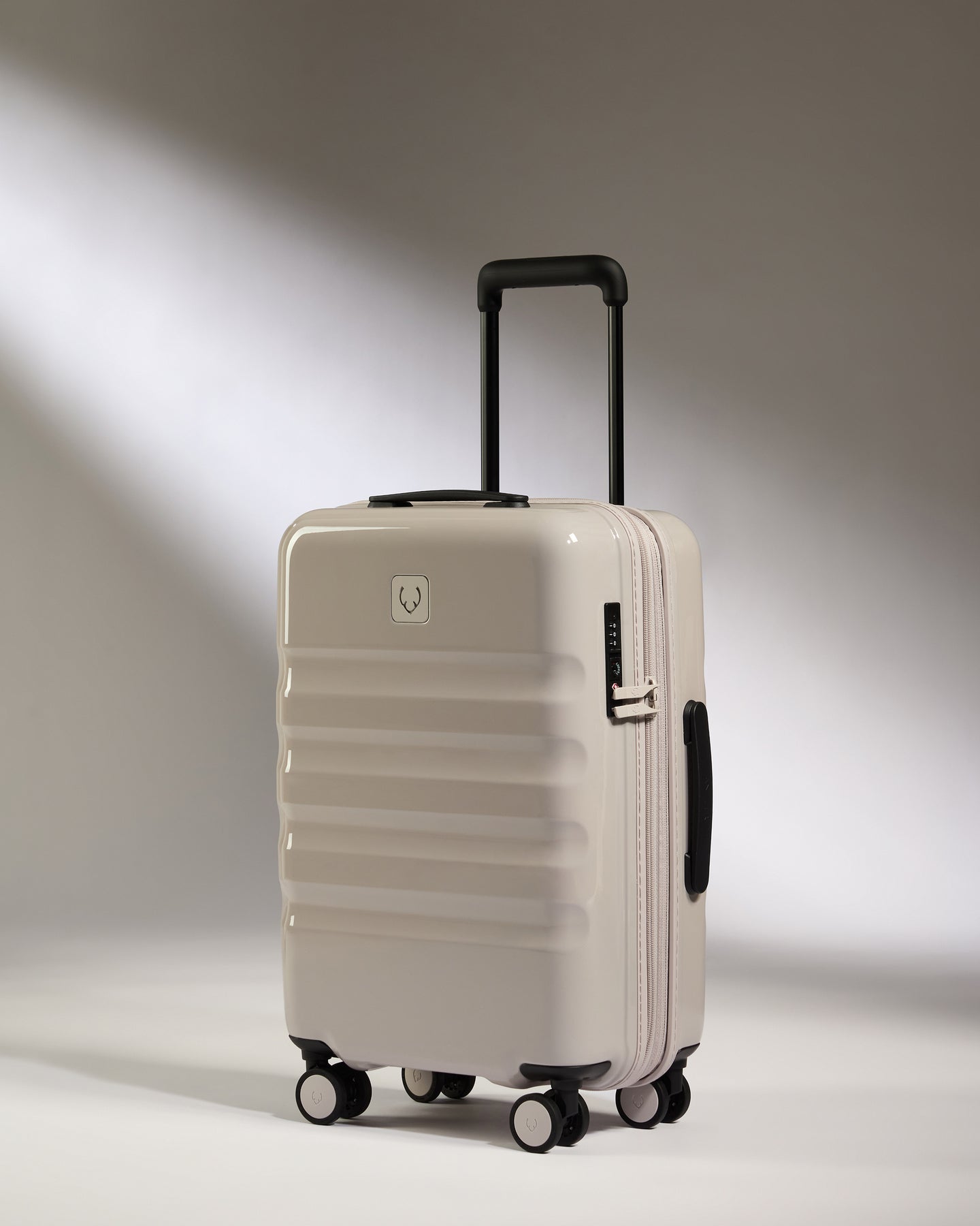 Expandable Cabin Suitcase in Taupe Gloss - Icon Stripe