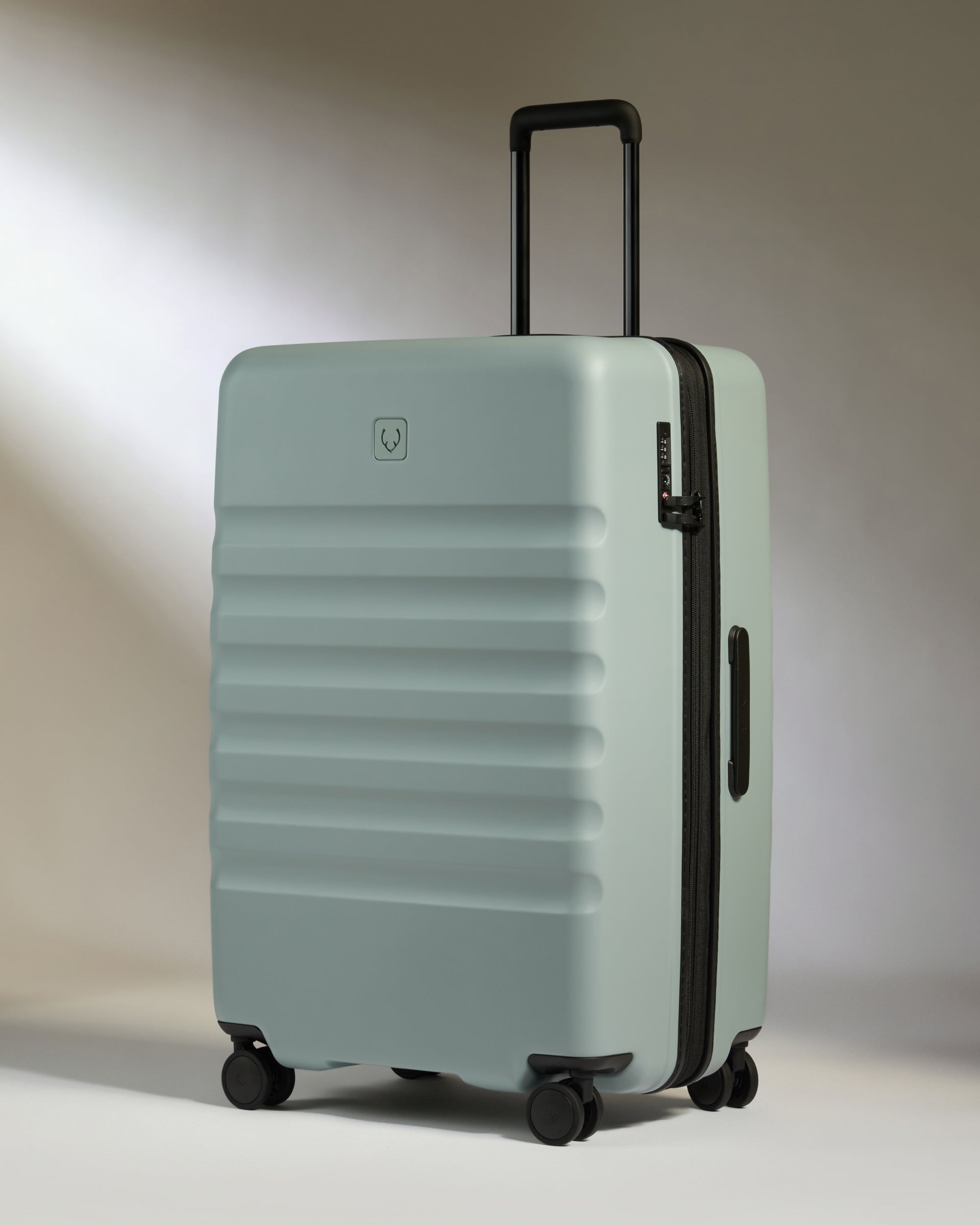 Antler hard shell cabin suitcase on sale