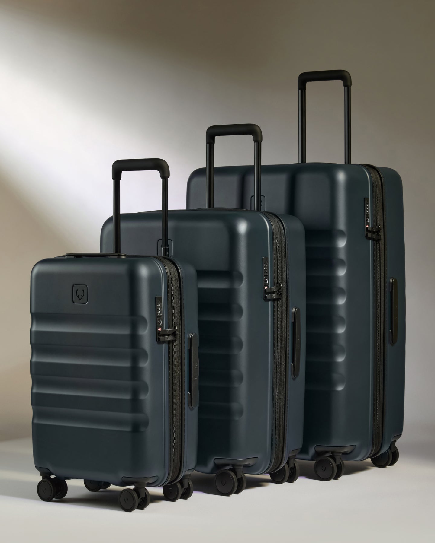 Expandable Cabin Suitcase Set in Indigo Blue - Icon Stripe