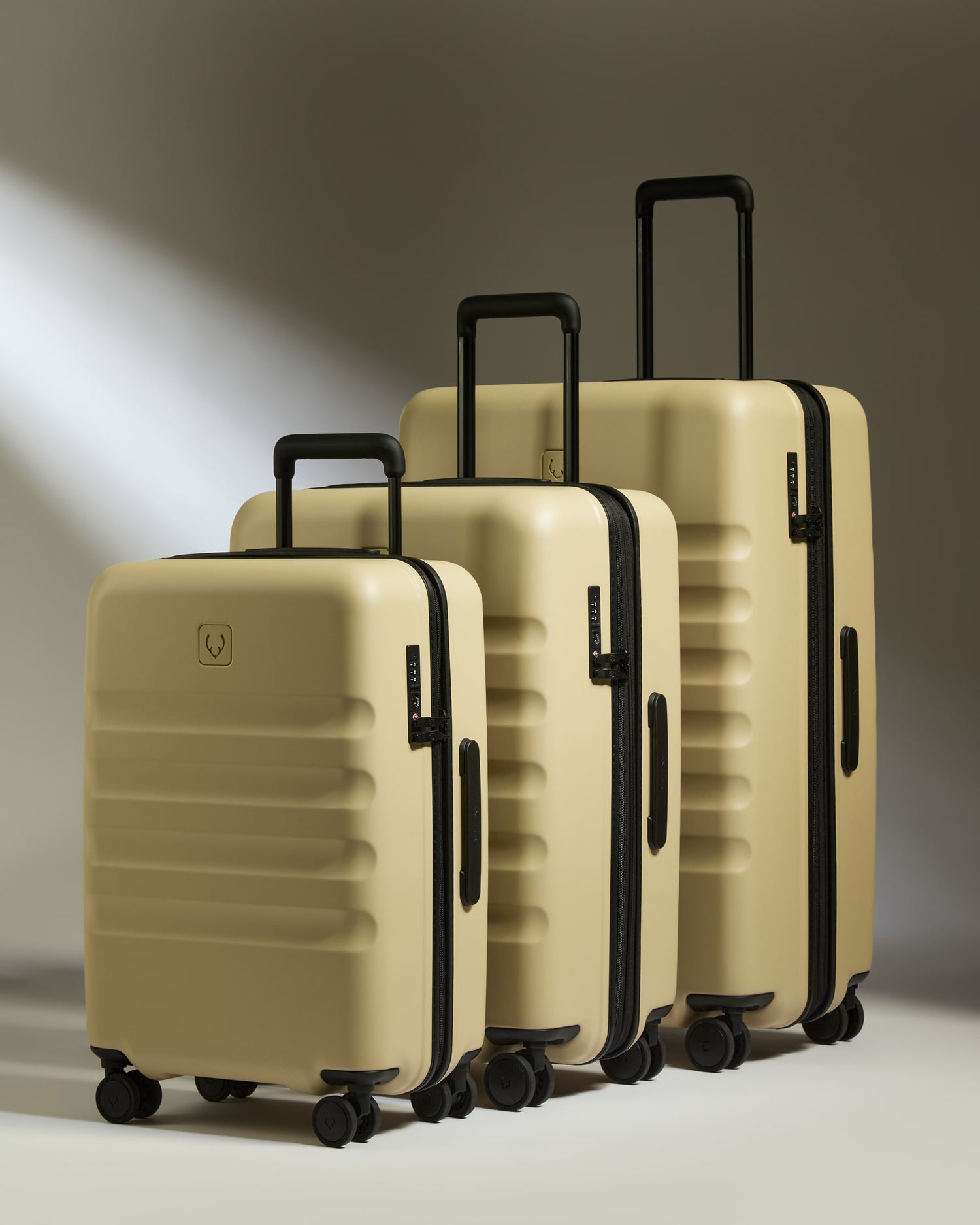 Large Cabin Suitcase Set in Dune Yellow - Icon Stripe