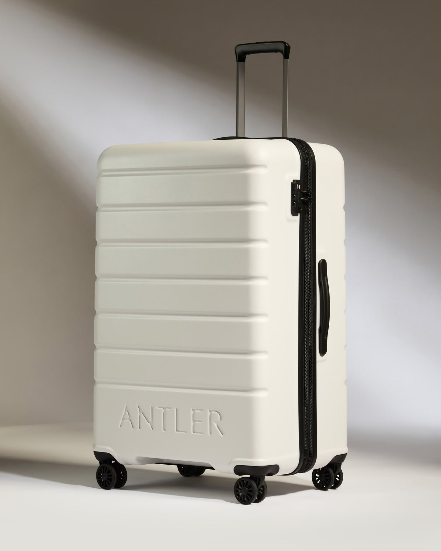 Suitcase Set in Arctic White - Logo