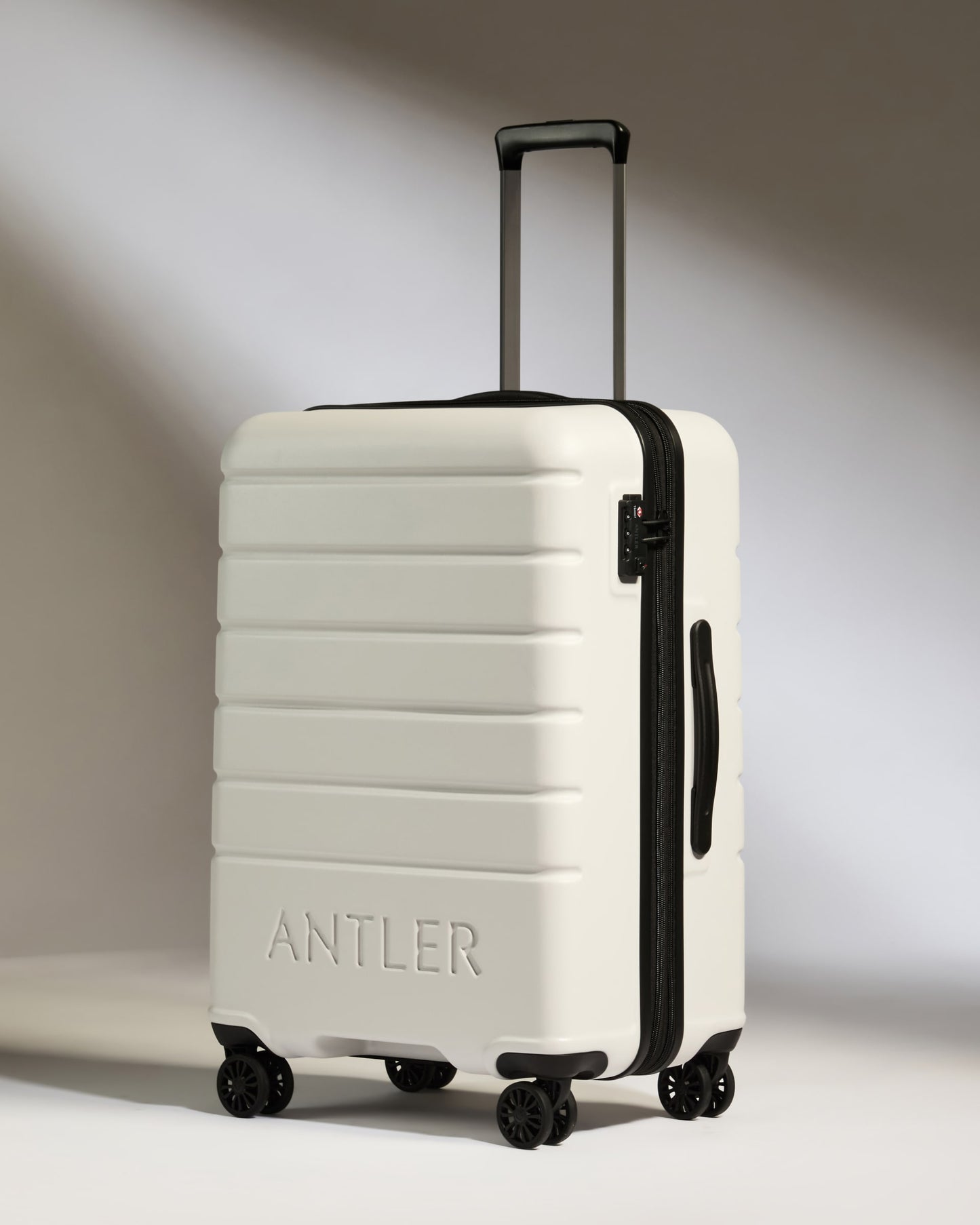 Suitcase Set in Arctic White - Logo