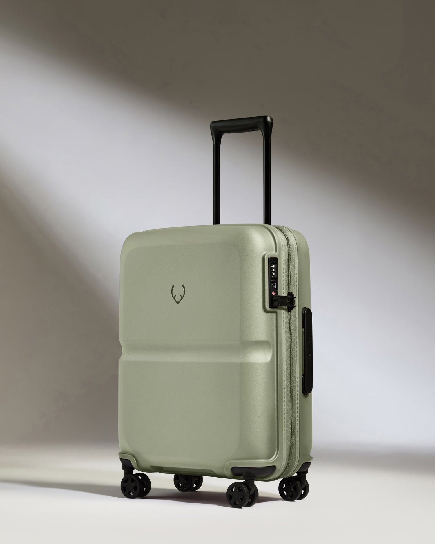 Cabin Suitcase in Clover Green - Single Stripe