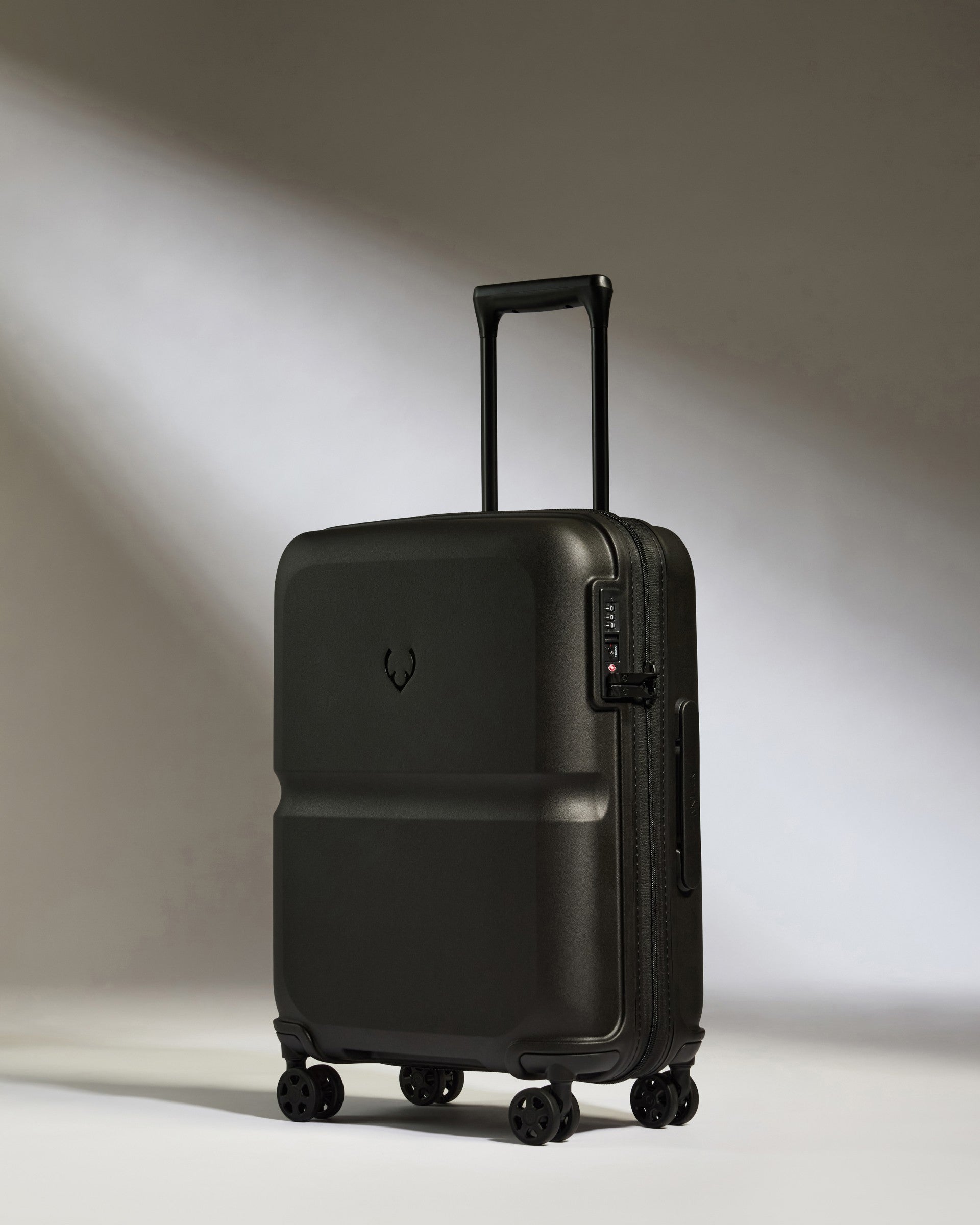 Cabin Suitcase in Black Single Stripe