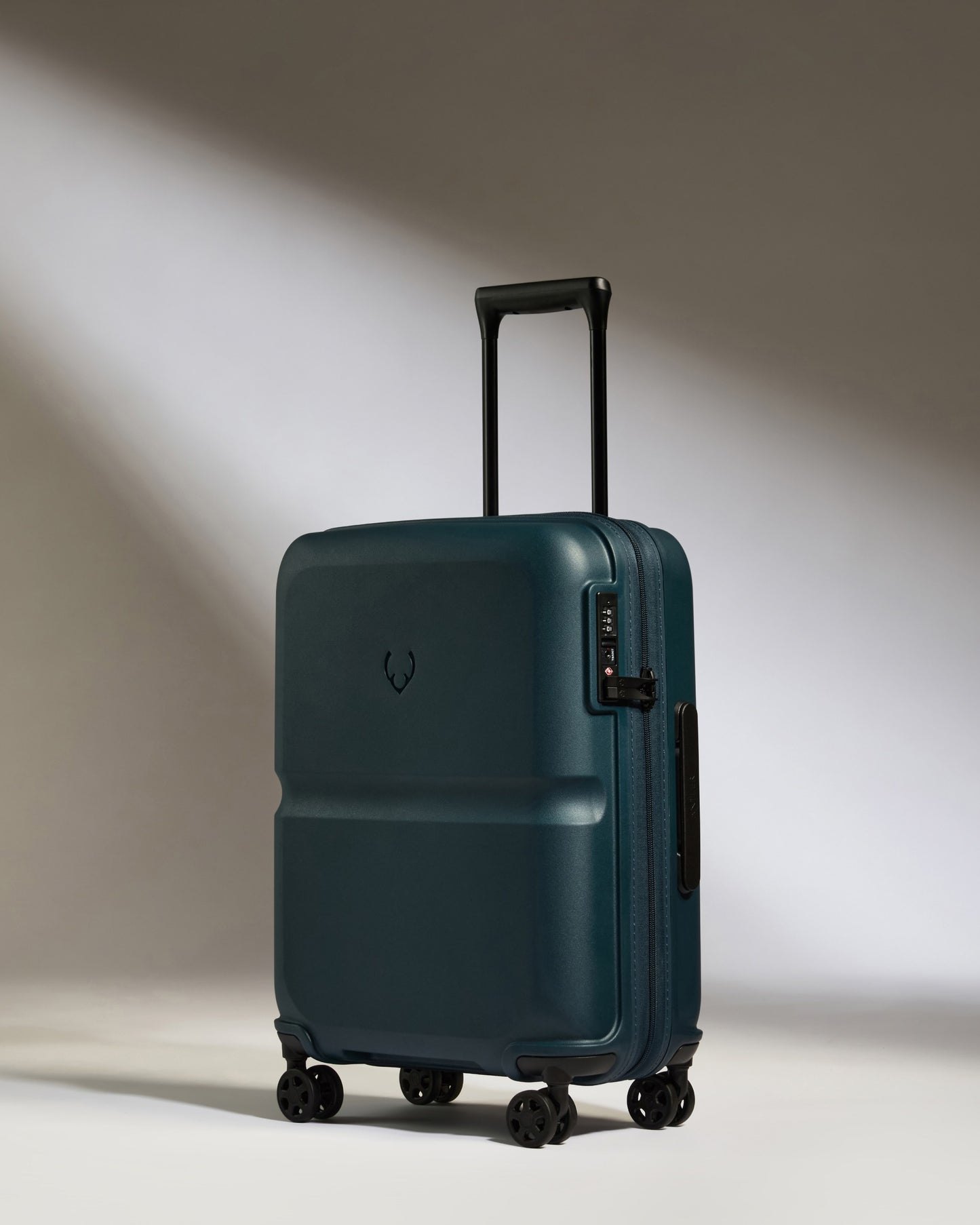 Cabin Suitcase in Indigo Blue - Single Stripe