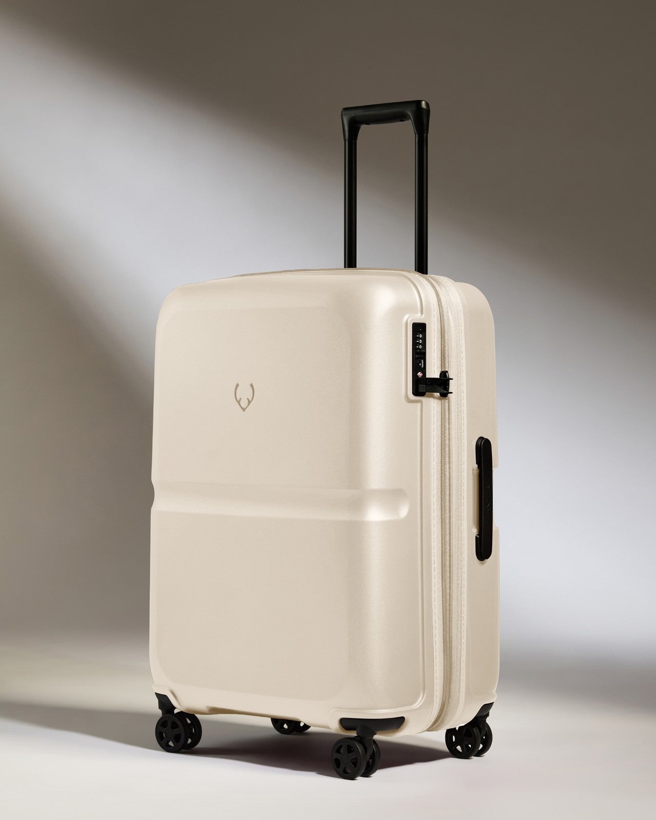 Medium Suitcase in Wheat Beige - Single Stripe