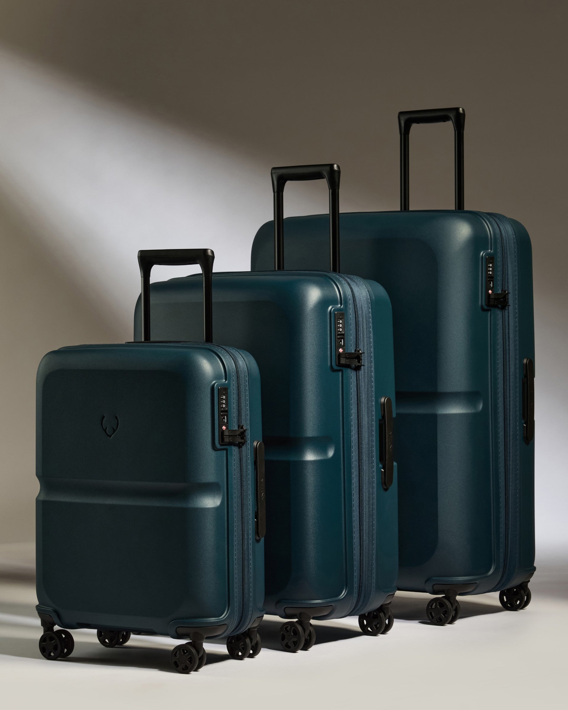 Suitcase Set in Indigo Blue Single Stripe