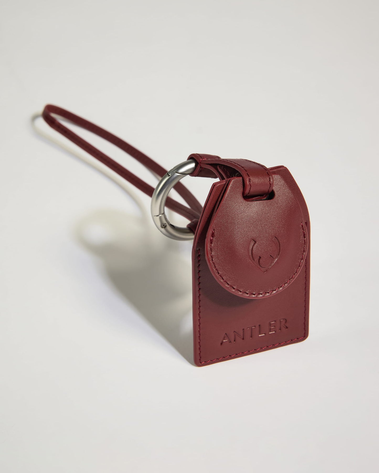 Heritage AirTag Holder & Luggage Tag in Cedar