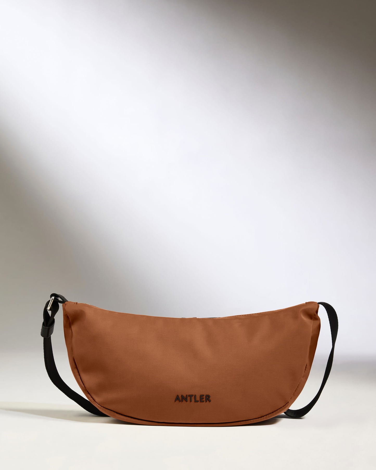 Icon Slingbag in Clay