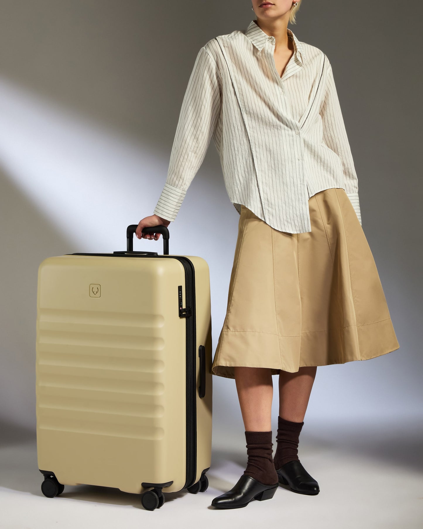 Large Suitcase in Dune Yellow - Icon Stripe