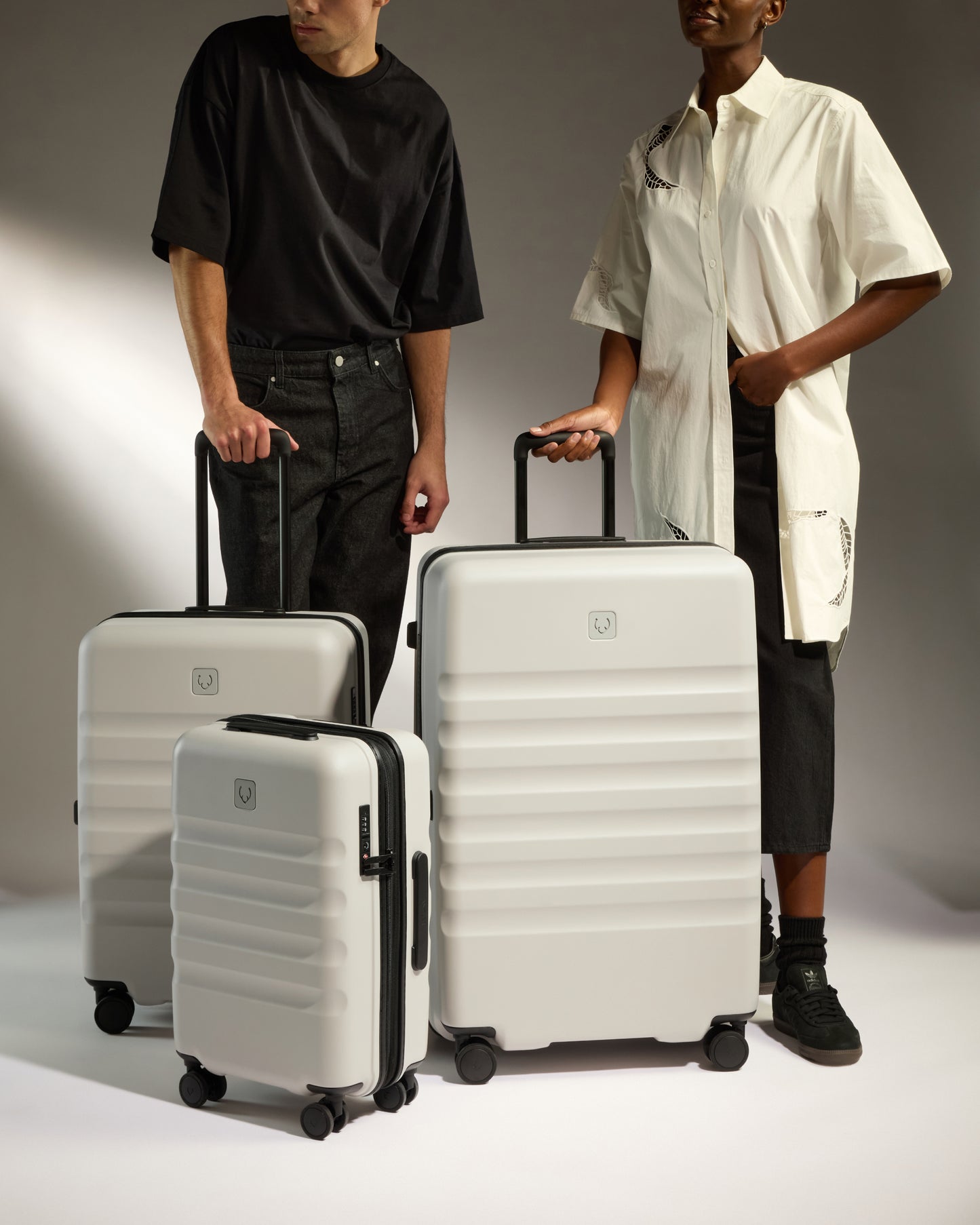 Expander Cabin Suitcase Set in Taupe - Icon Stripe