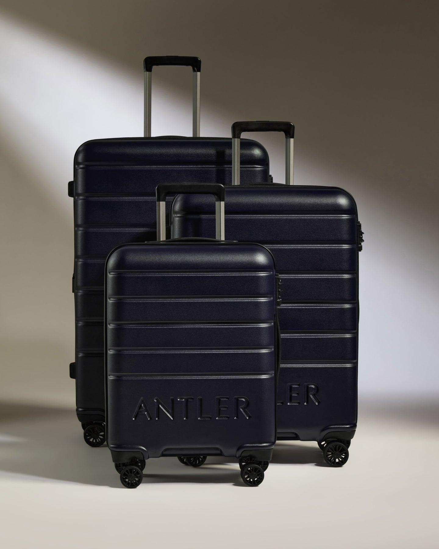 Suitcase Set in Dark Purple - Logo