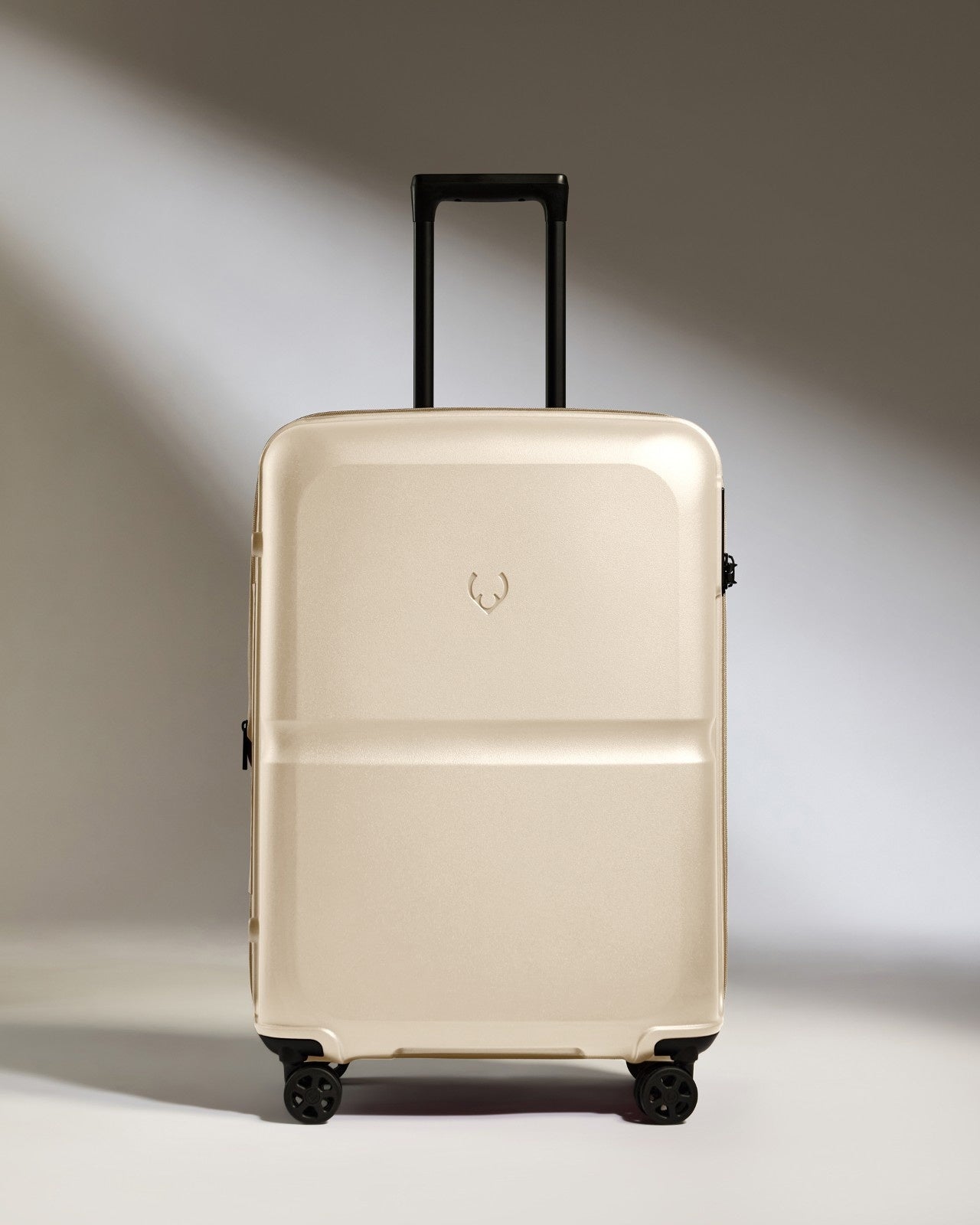 Medium Suitcase in Wheat Beige - Single Stripe