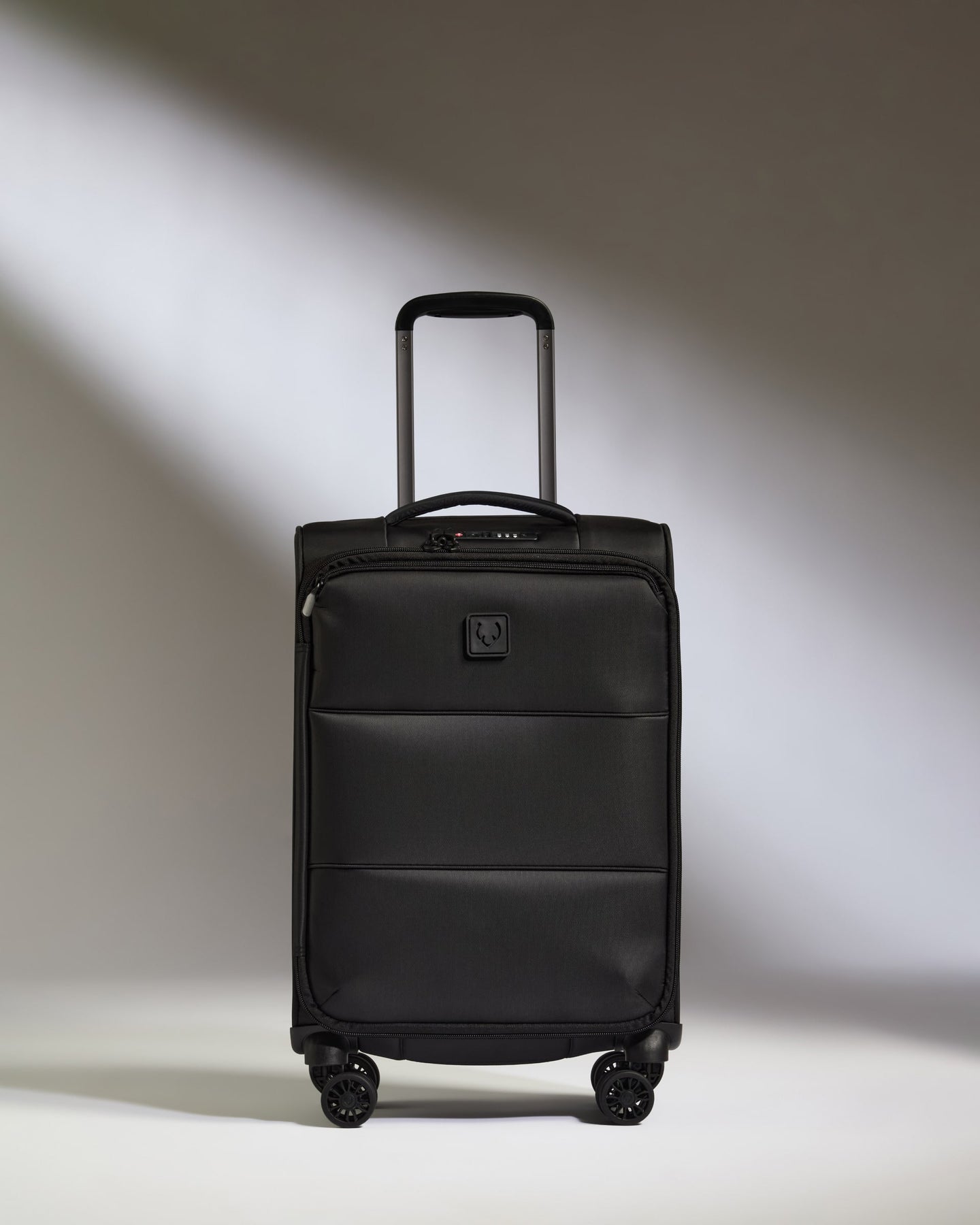 Lightest Cabin Suitcase in Black - Soft Stripe 2.0