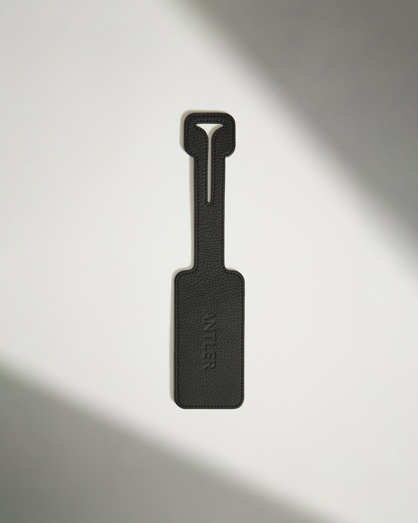 Luggage Tag in Black Leather - Heritage