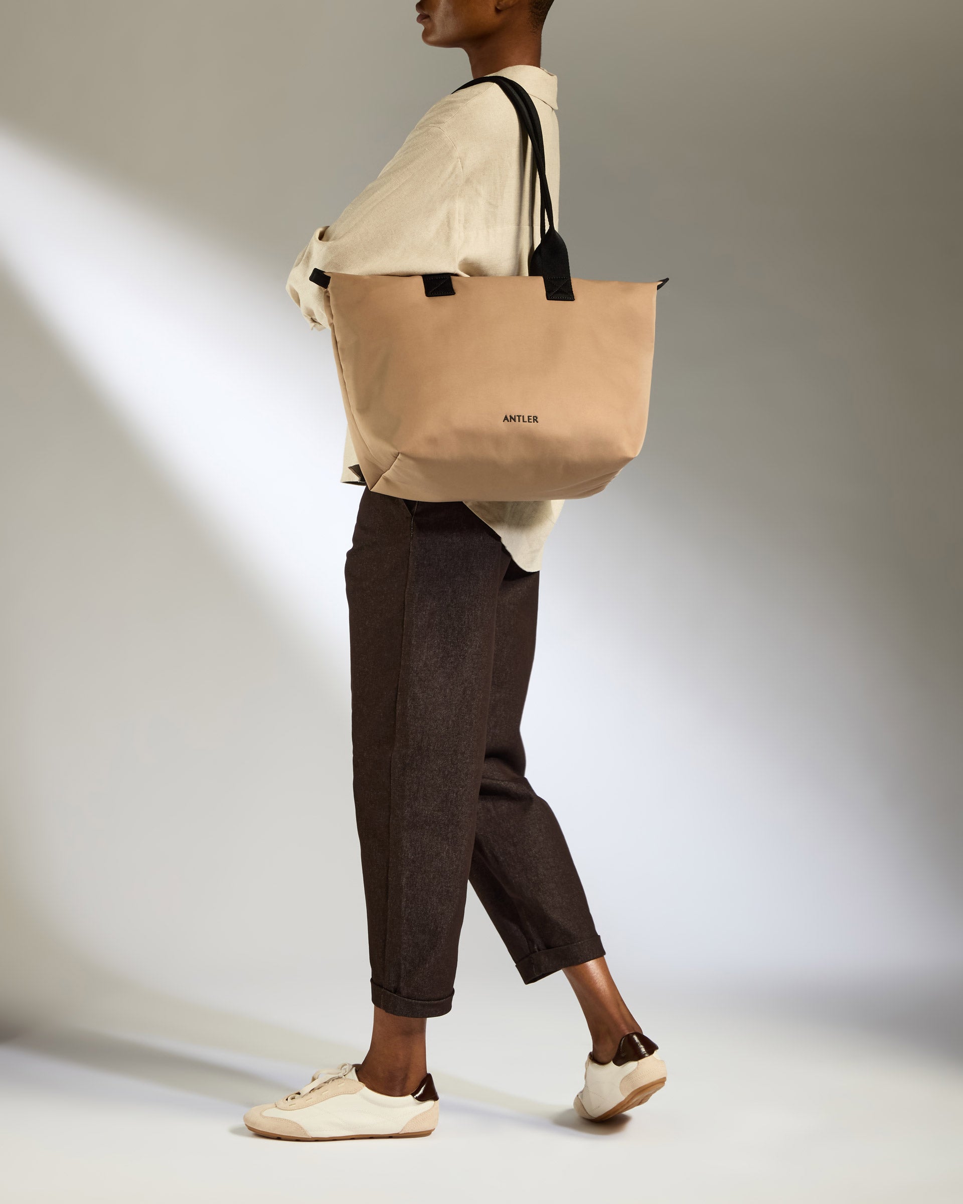 【antler】英国ブランド　ボストンバッグ ショルダー　鍵付き Travel Bags – Antler Global
