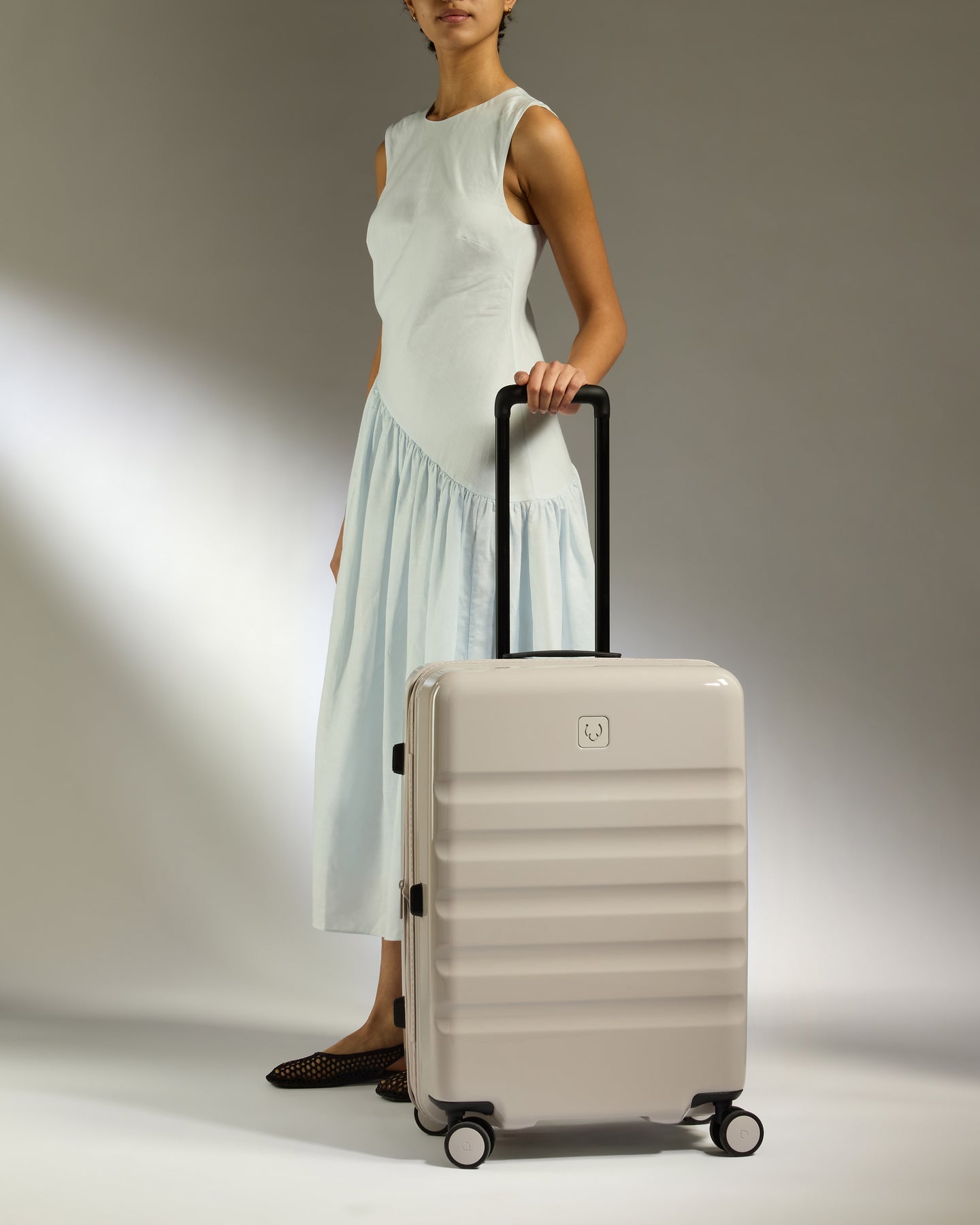 Medium Suitcase in Taupe Gloss - Icon Stripe