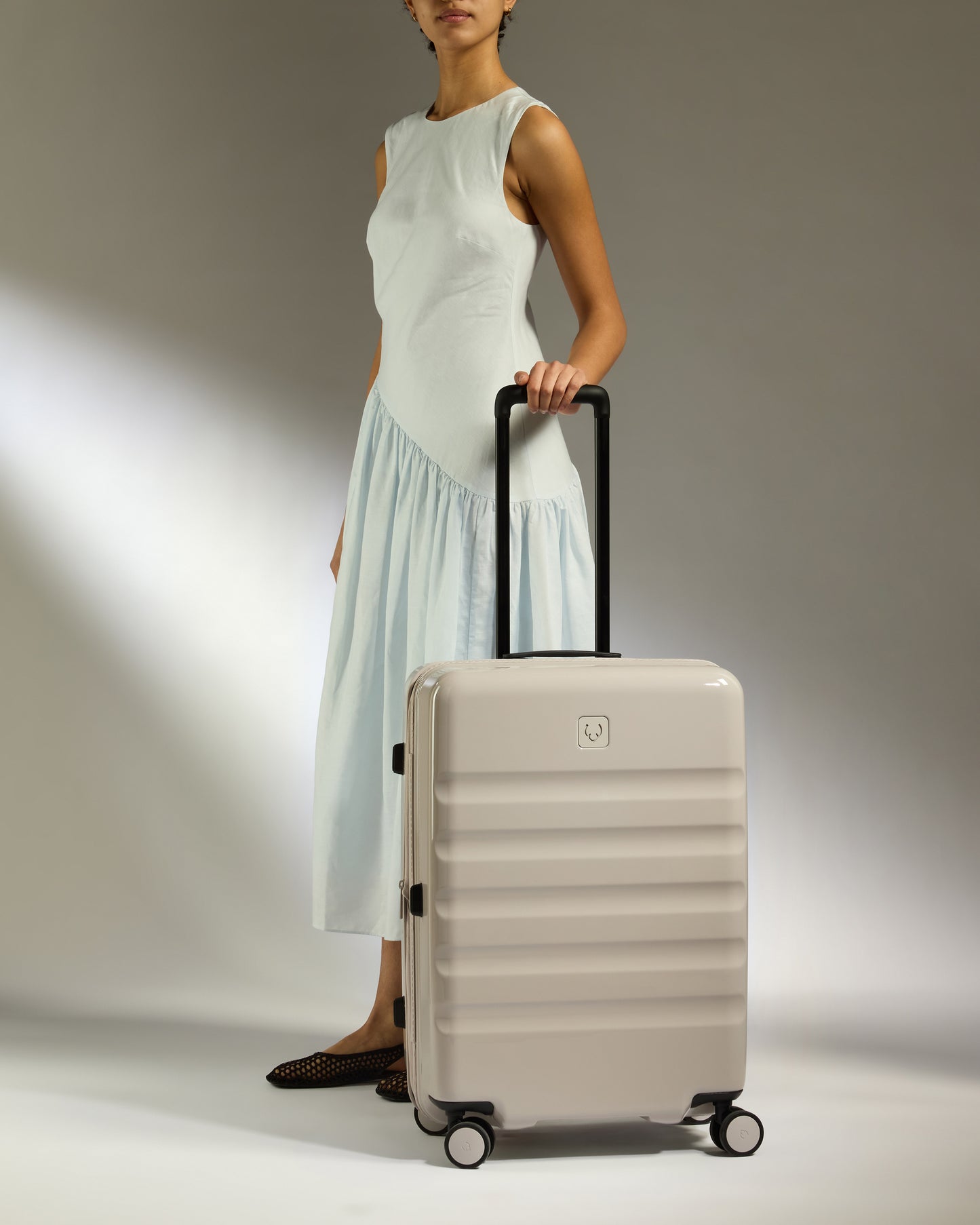 Medium Suitcase in Taupe Gloss - Icon Stripe