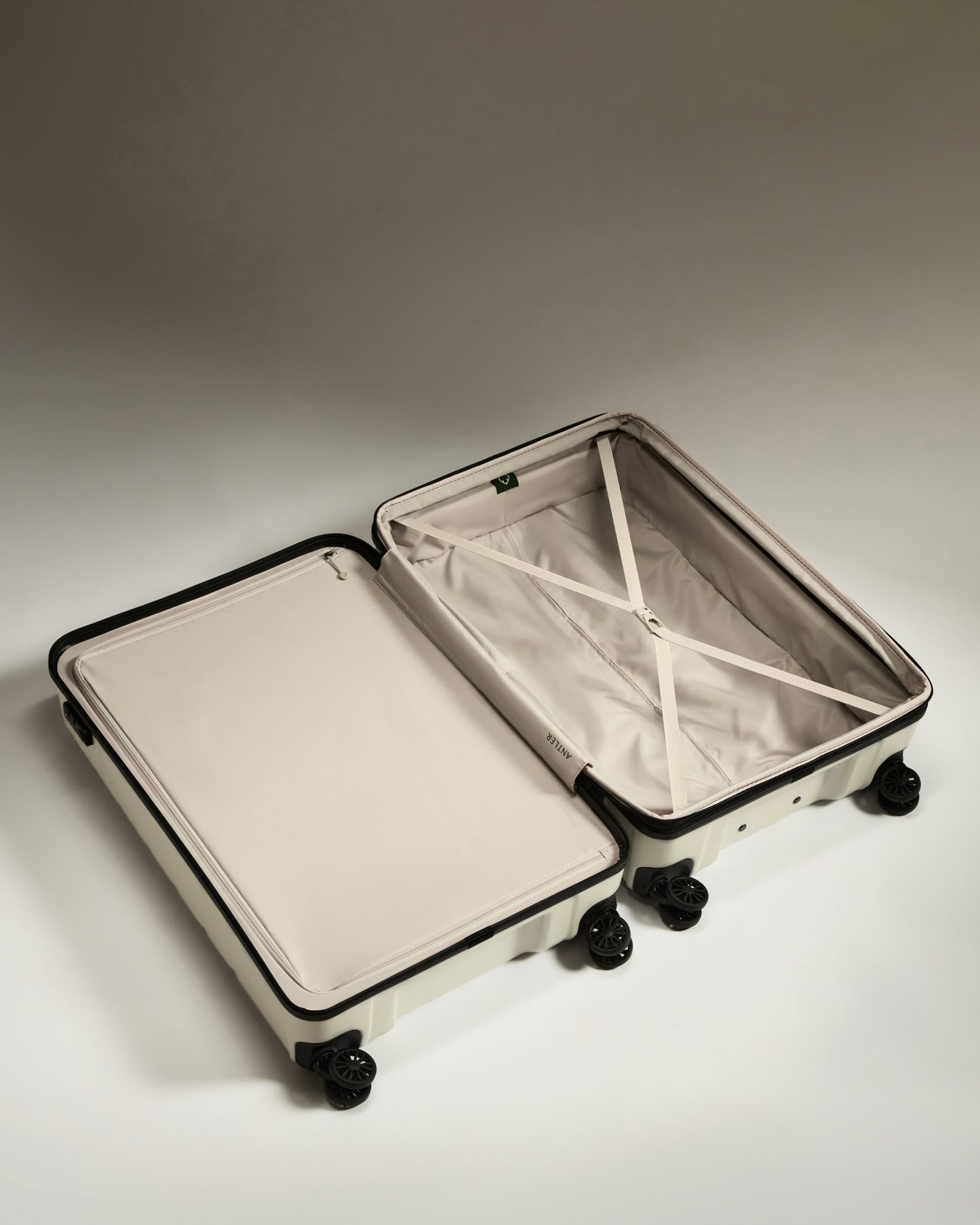 Large Suitcase in Arctic White - Logo