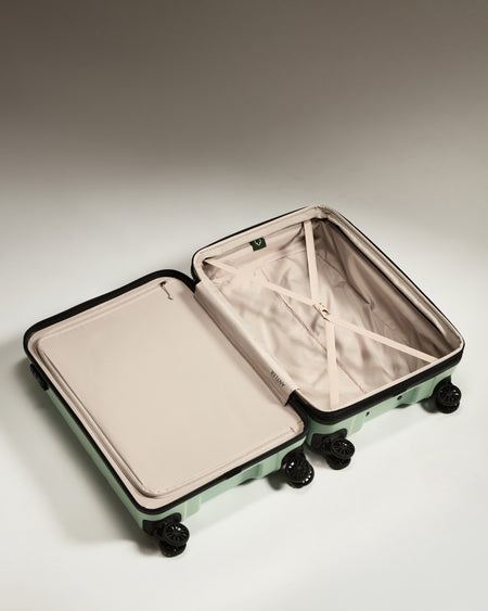 Medium Suitcase in Aspen Green - Logo