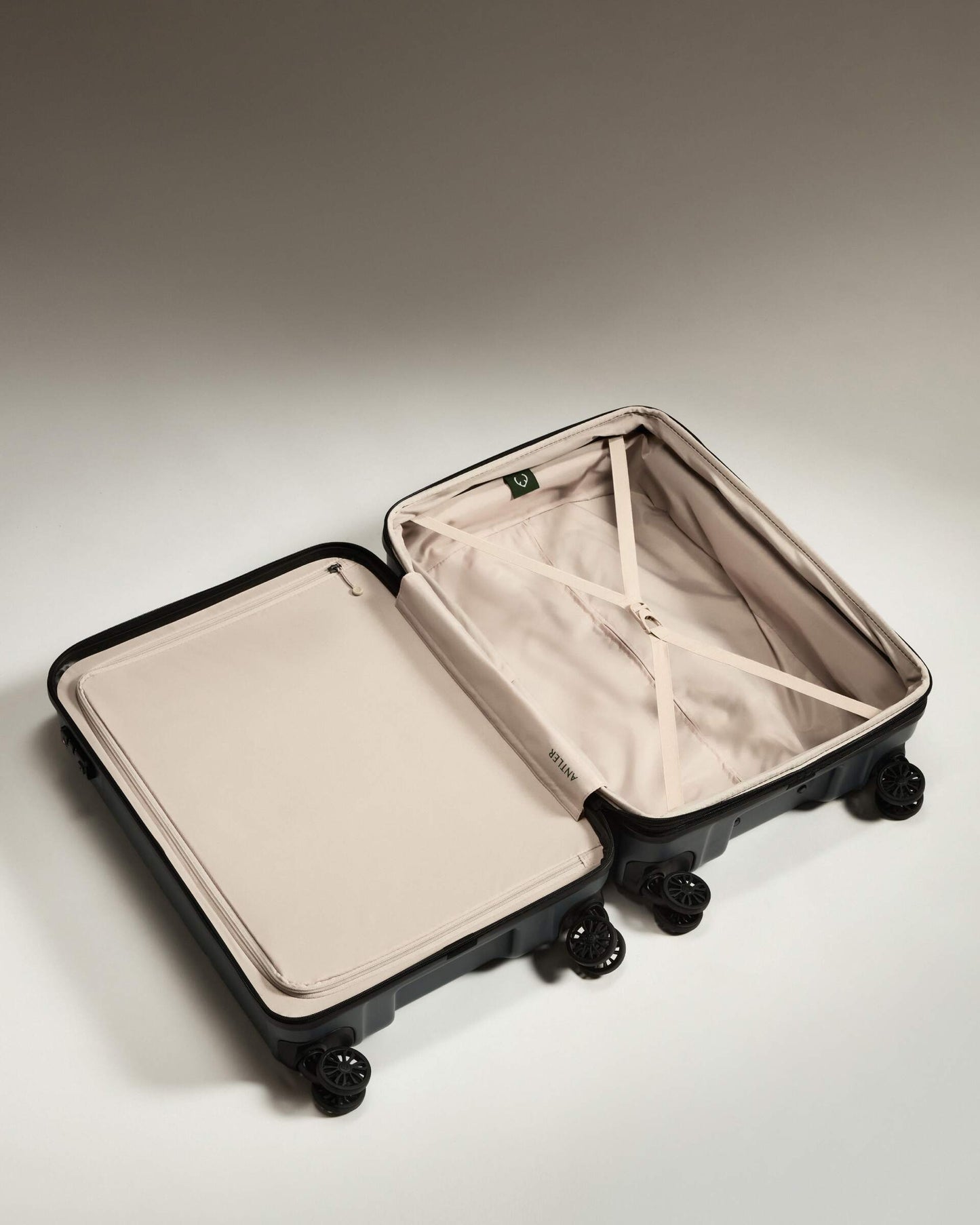 Medium Suitcase in Granite Grey - Logo