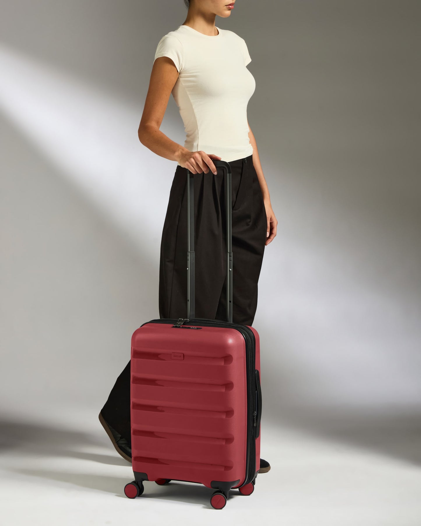 Expandable Cabin Suitcase in Soft Red - Logo Stripe