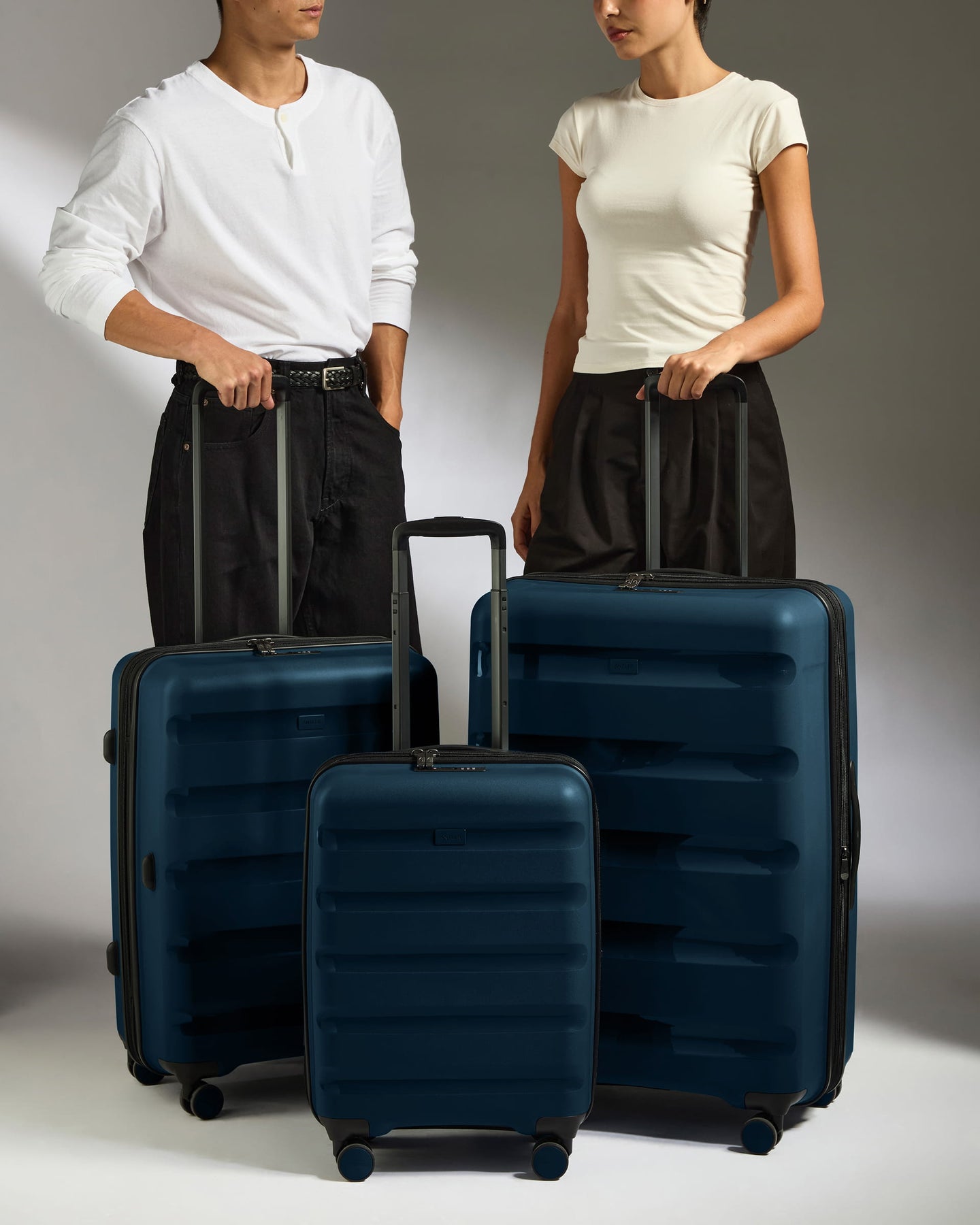 Expandable Cabin Suitcase Set in Midnight Blue - Logo Stripe