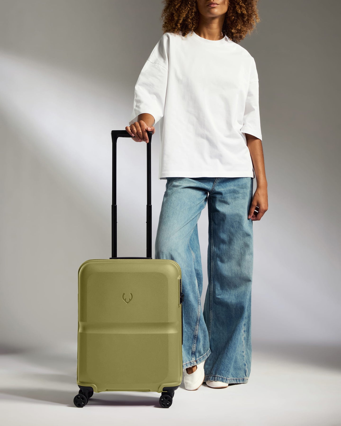 Cabin Suitcase in Reed Green - Single Stripe