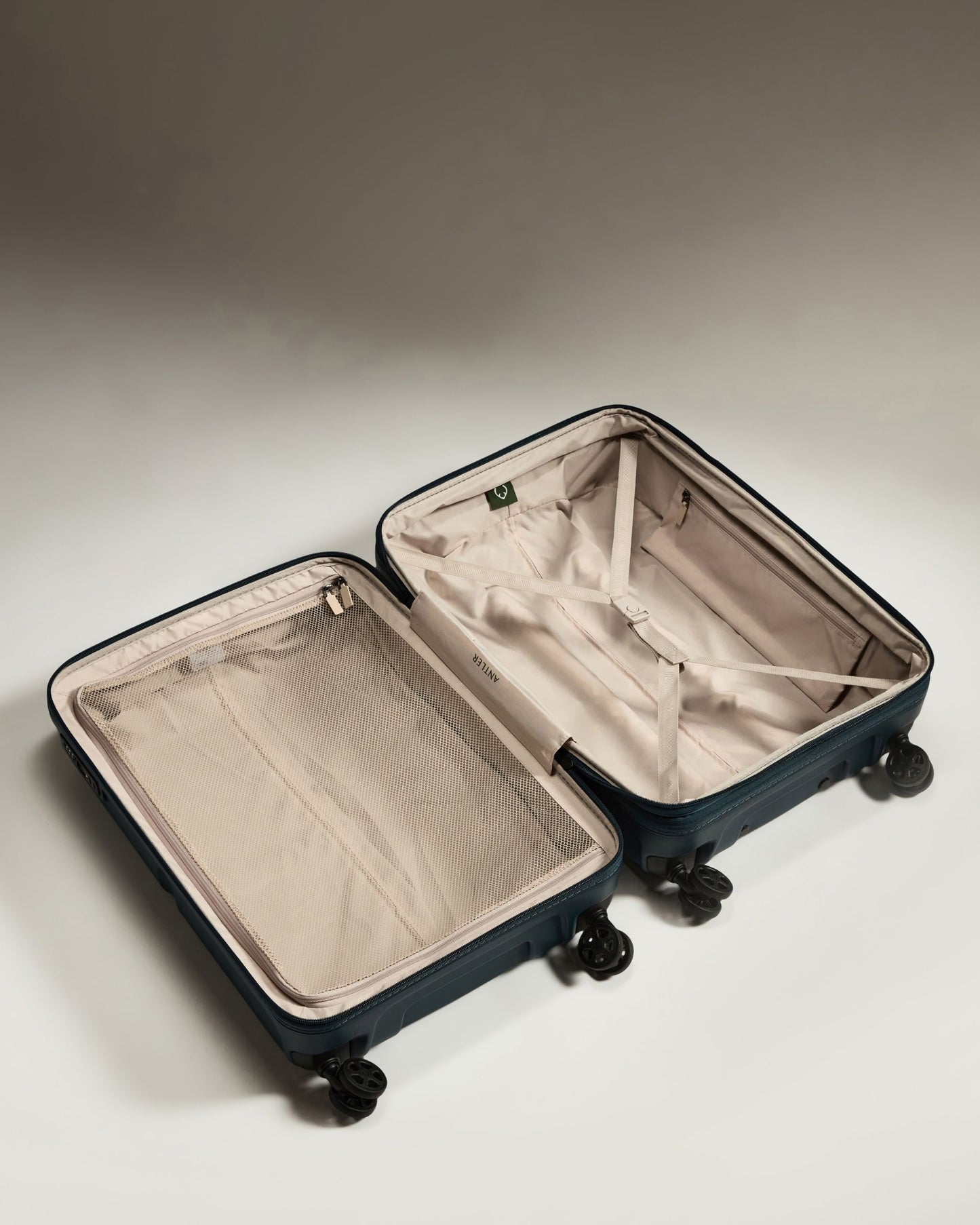 Suitcase Set in Indigo Blue - Single Stripe