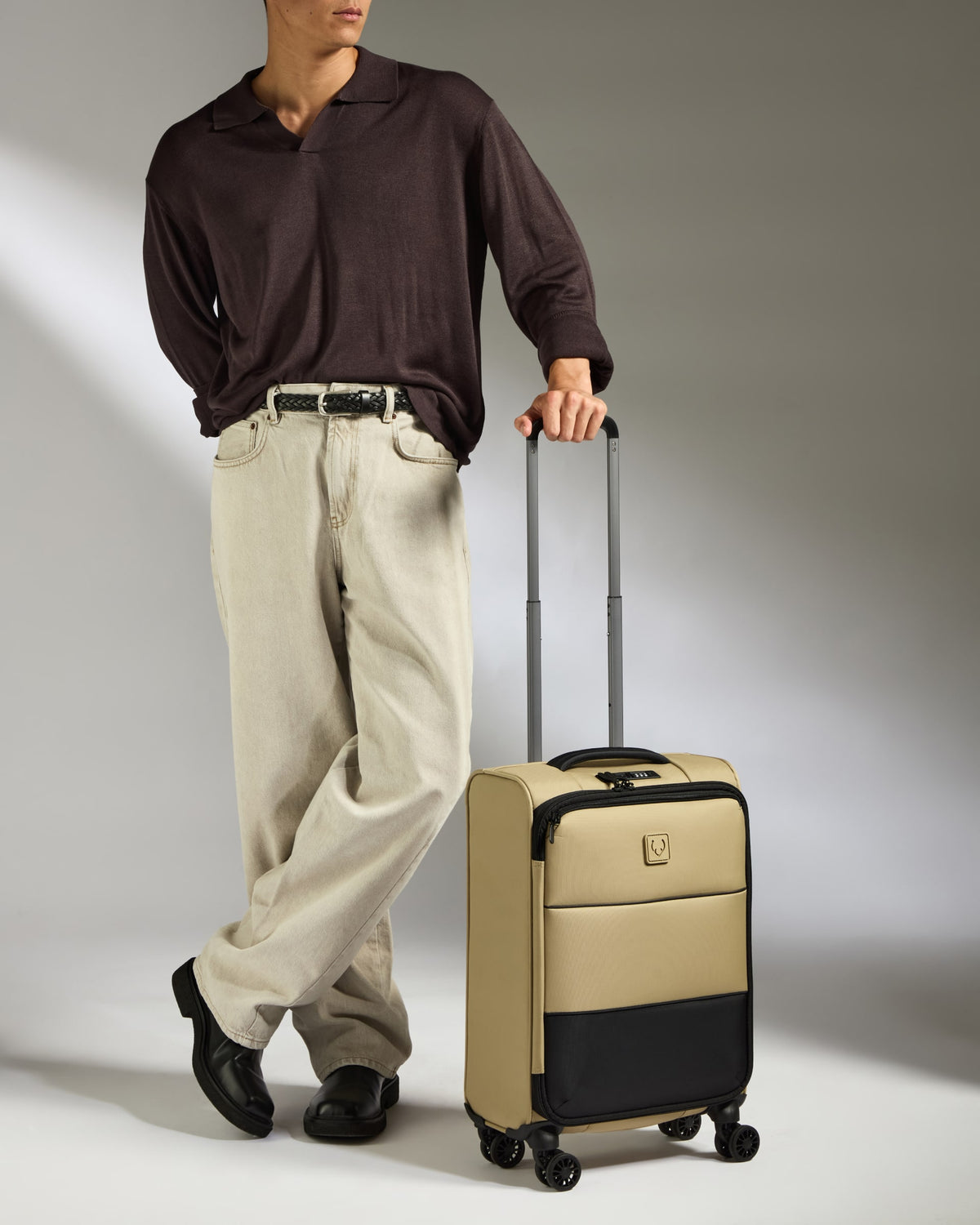 Lightest Cabin Suitcase in Sand - Soft Stripe 2.0