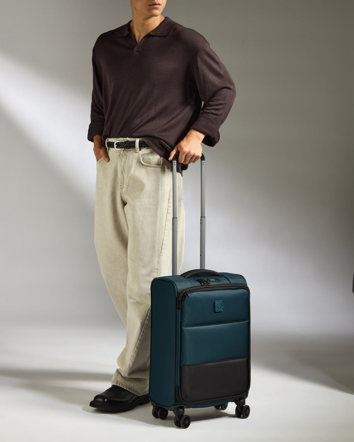 Lightest Cabin Suitcase in Indigo Blue - Soft Stripe 2.0