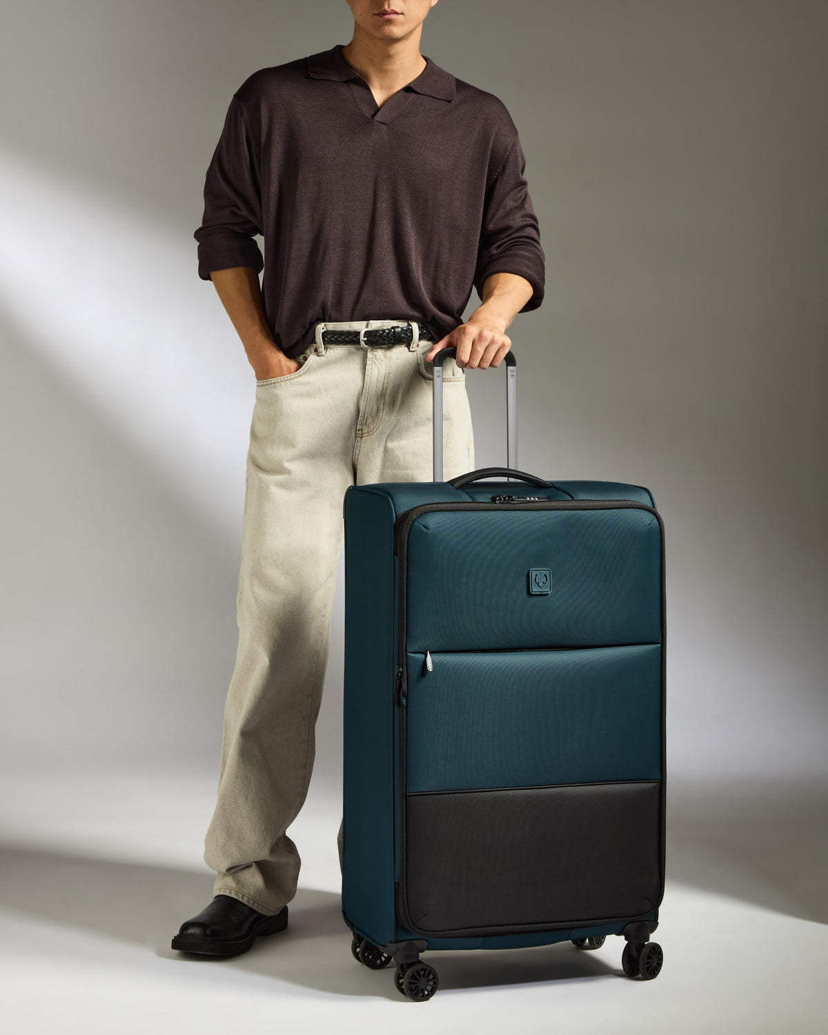 Lightest Large Suitcase in Indigo Blue - Soft Stripe 2.0