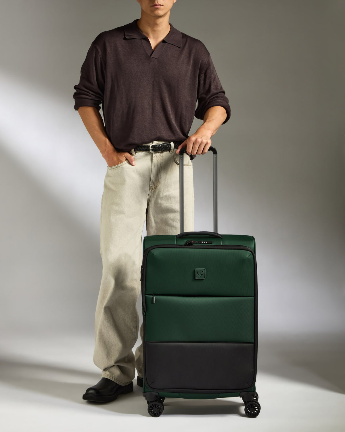 Lightest Medium Suitcase in Antler Green - Soft Stripe 2.0