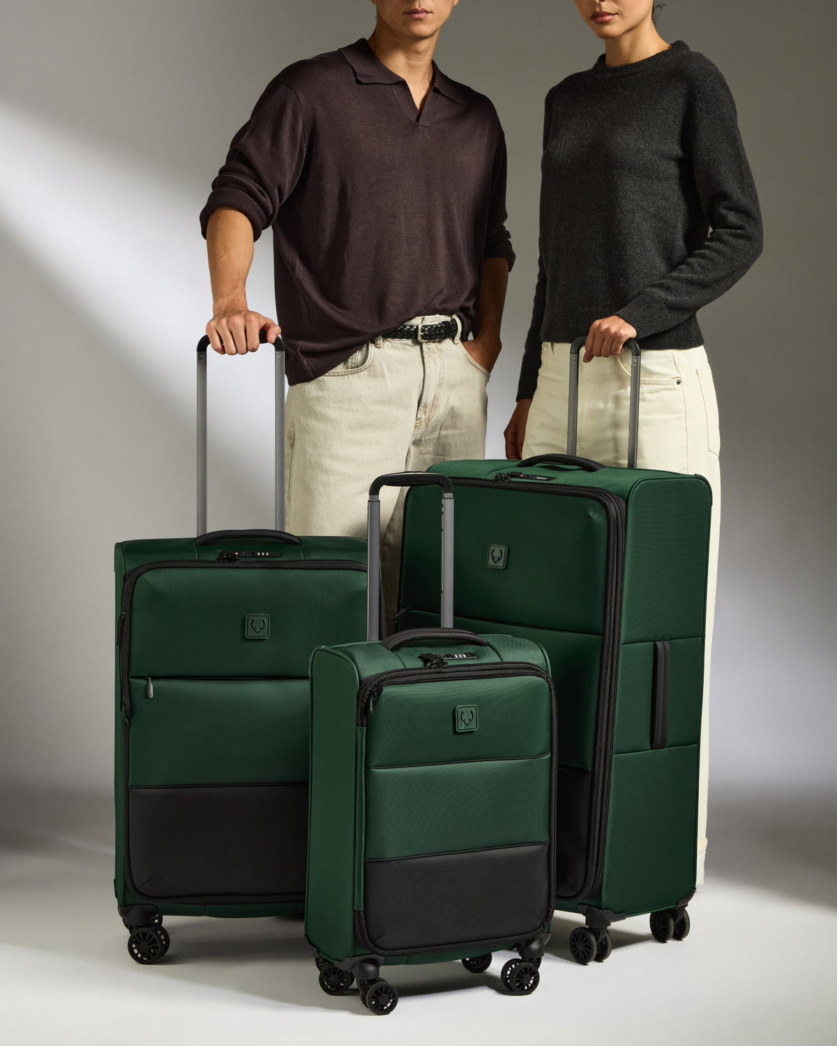 Lightest Suitcase Set in Antler Green - Soft Stripe 2.0