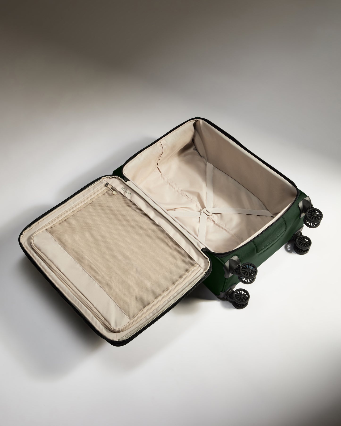 Lightest Suitcase Set in Antler Green - Soft Stripe