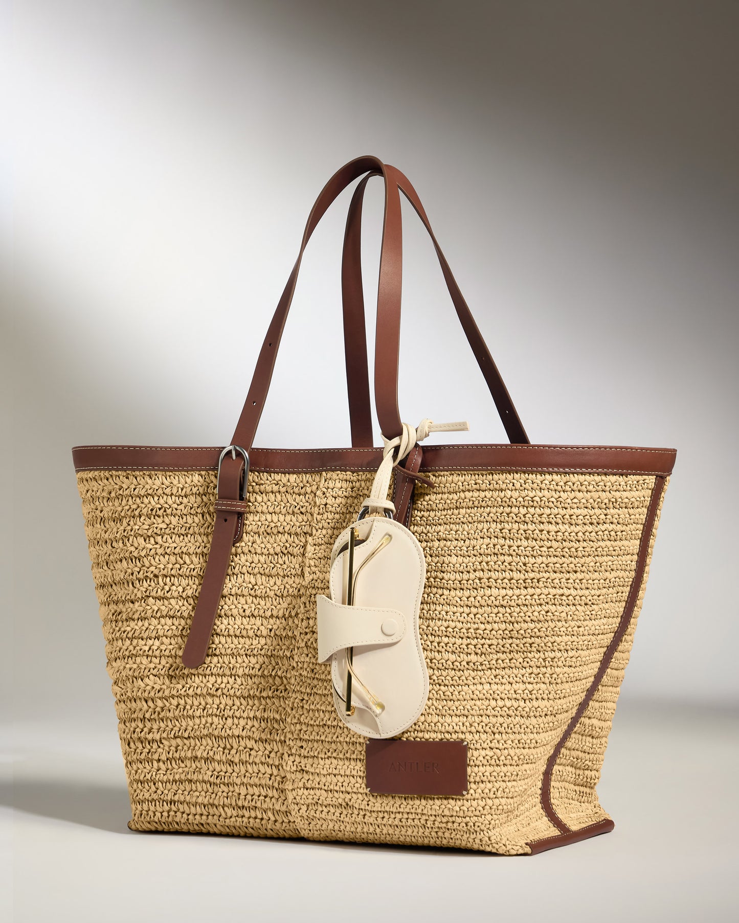 Leather Sunglasses Case in Cream - Summer Capsule