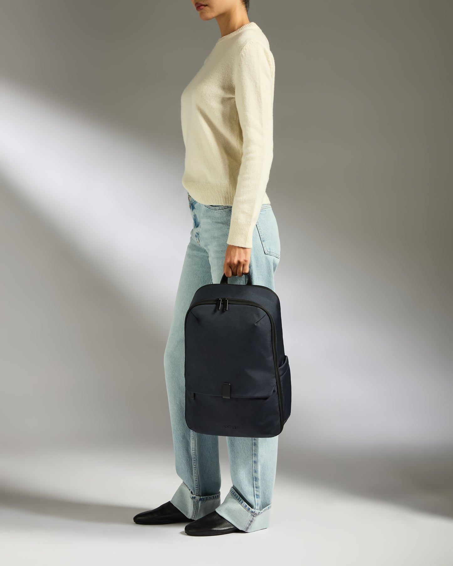Backpack in Navy - Urban Light