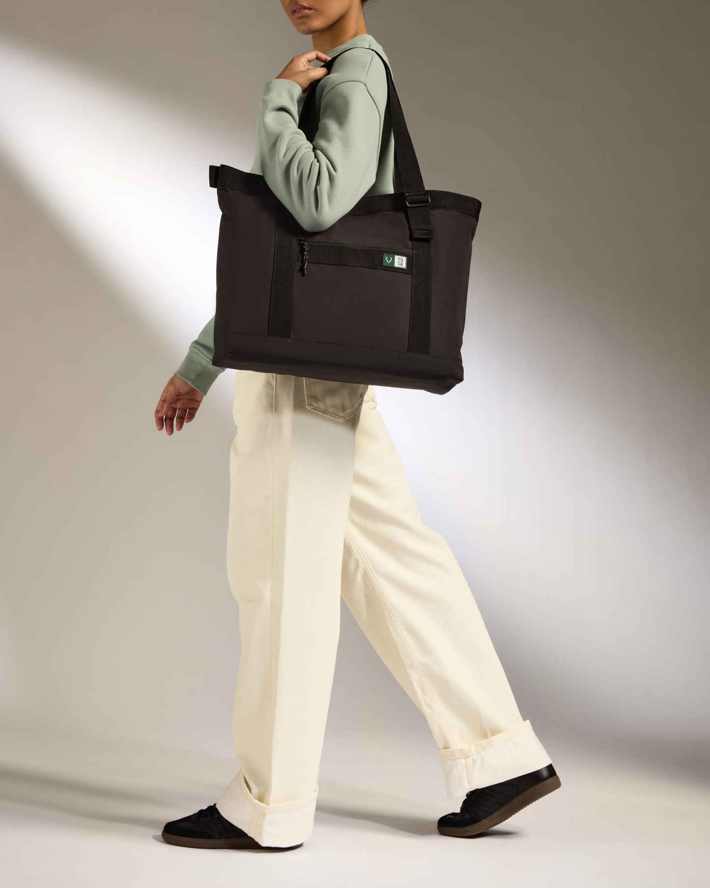 Essential Tote Bag in Black