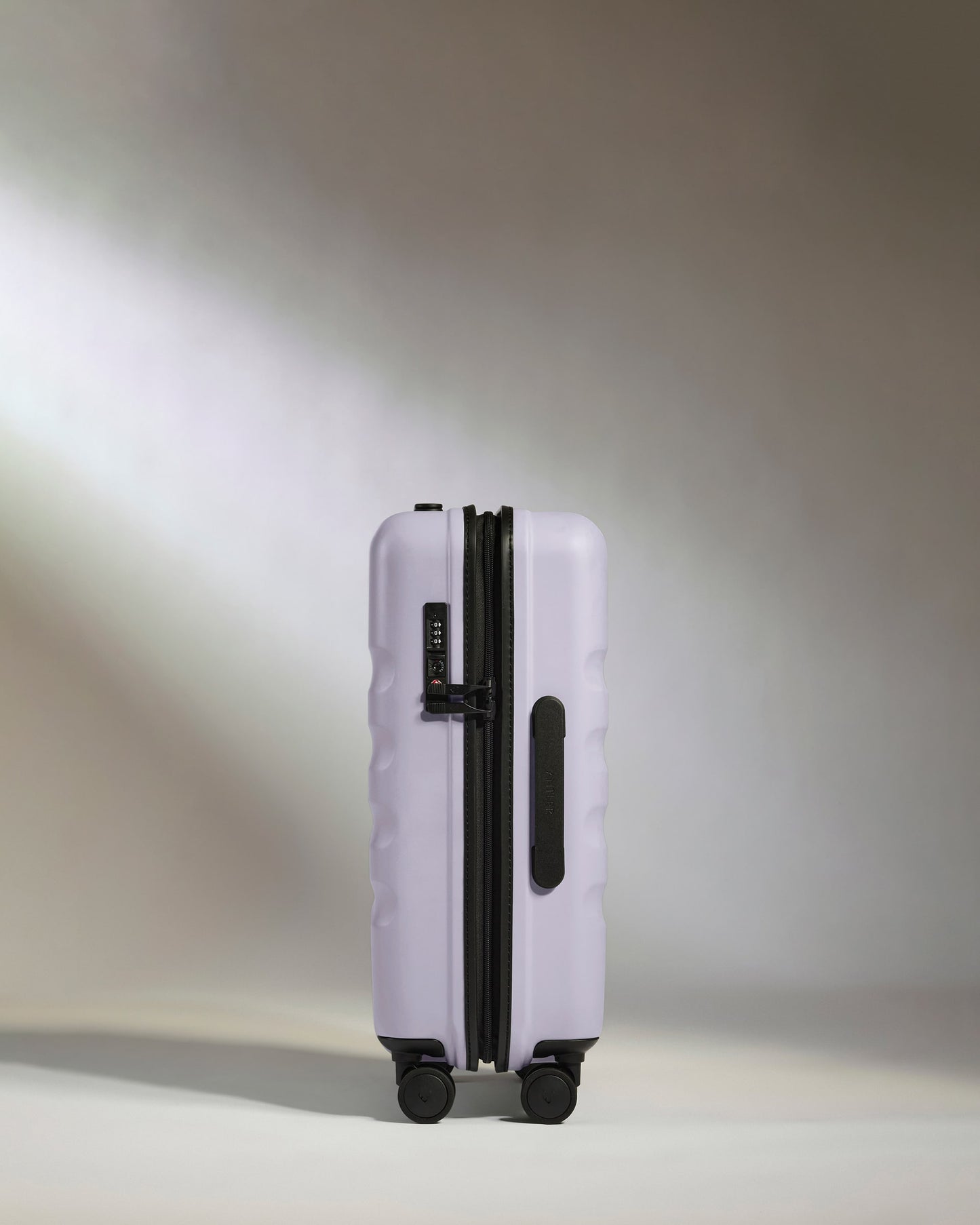 Cabin Suitcase in Meadow Purple - Icon Stripe