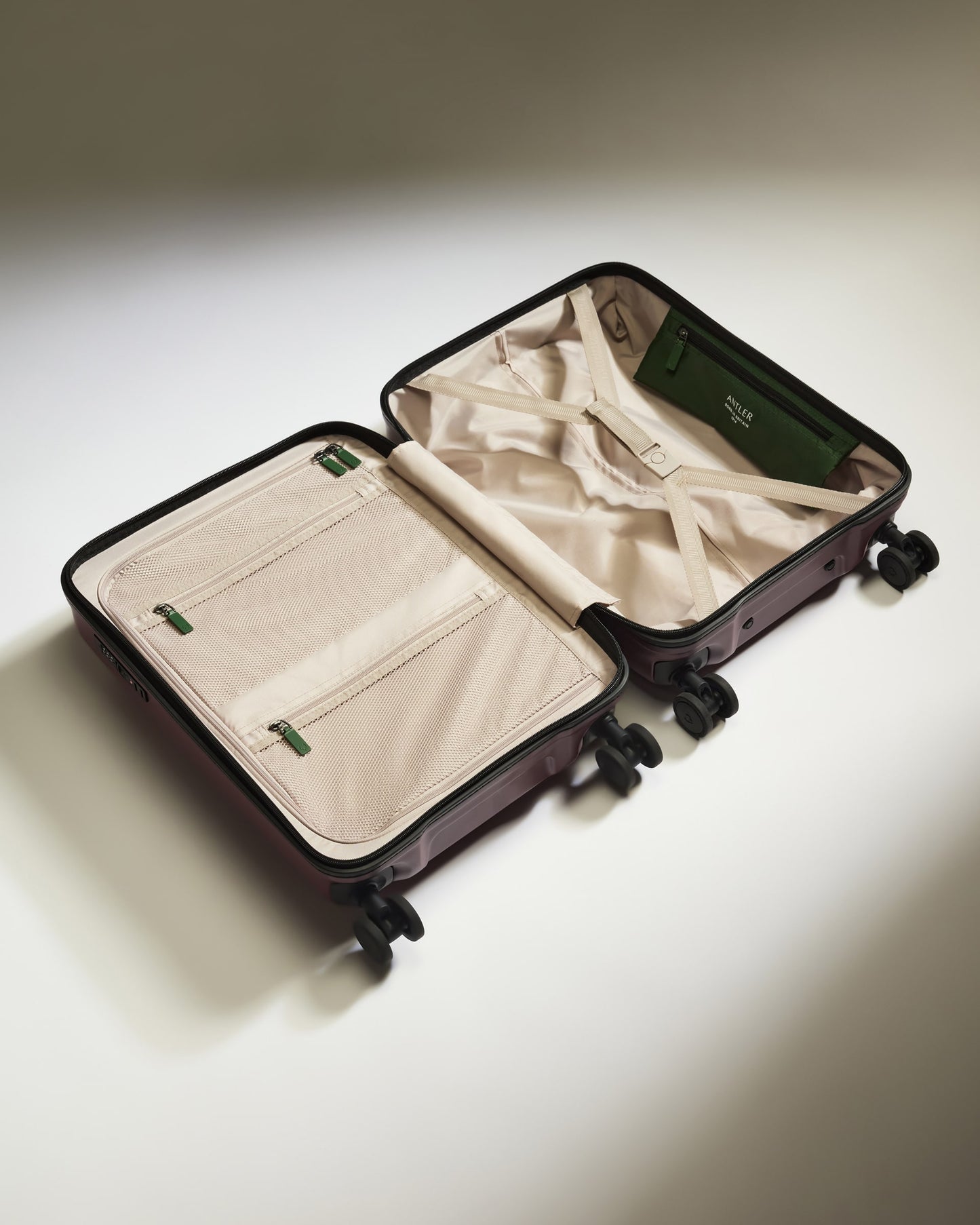 Cabin with Pocket Suitcase in Cedar Red - Icon Stripe