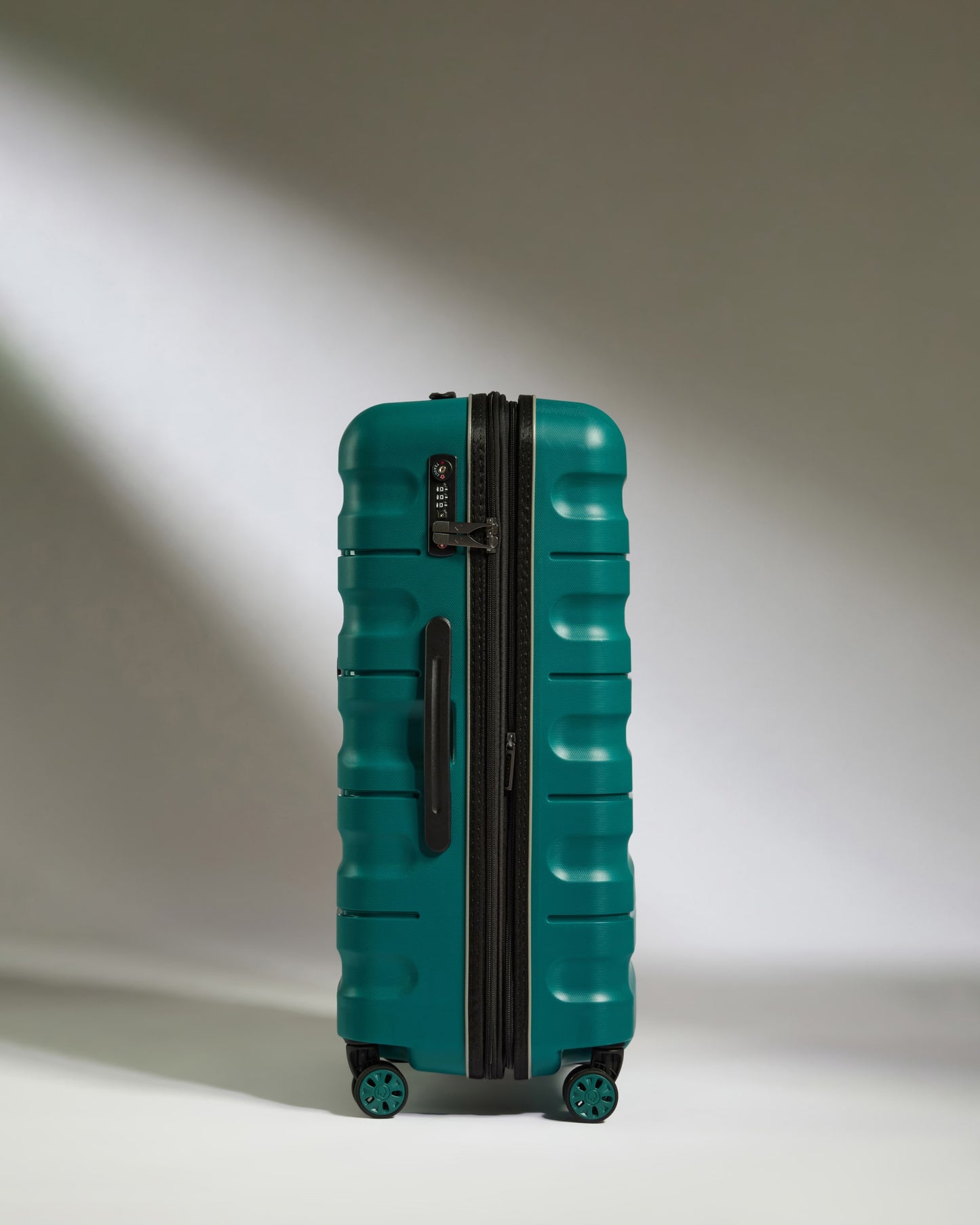 Medium Suitcase in Deep Teal - Lincoln